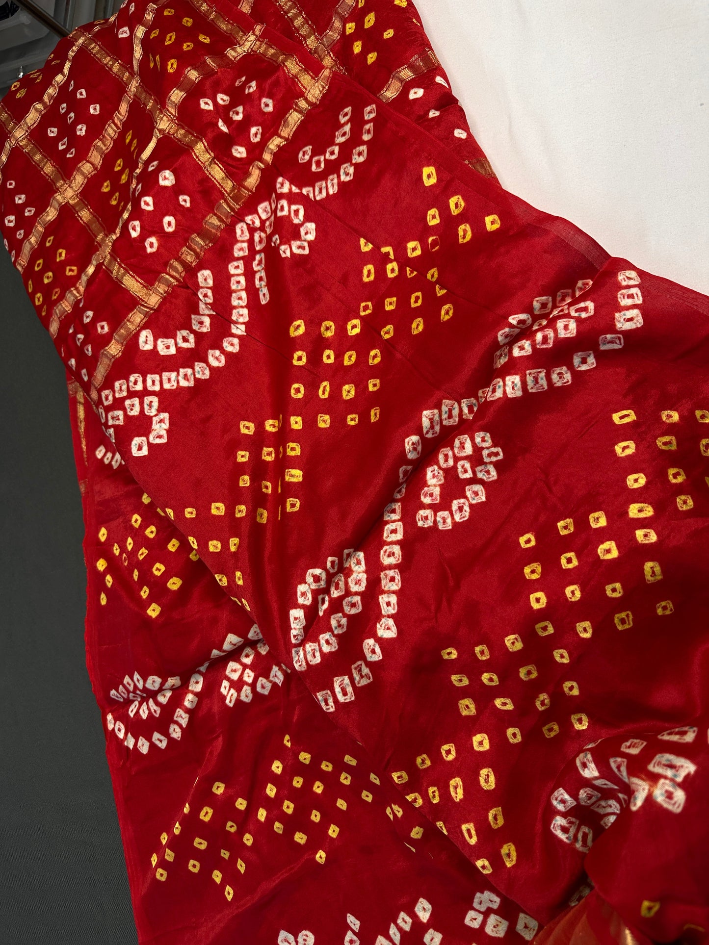 Bandhani Bhandej Gharchola Modal Silk Red Saree - 