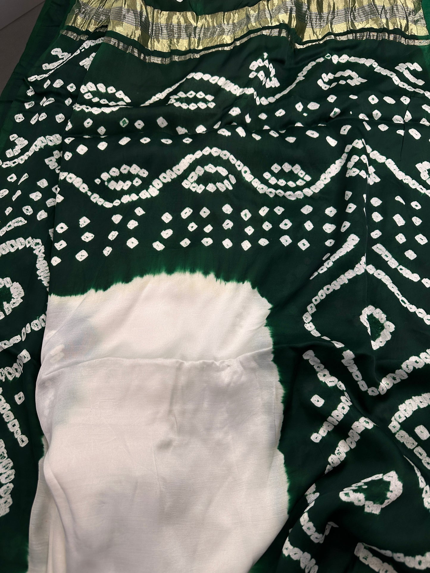 Bandhani Bhandej Half and Half White Green modal Silk Saree - 