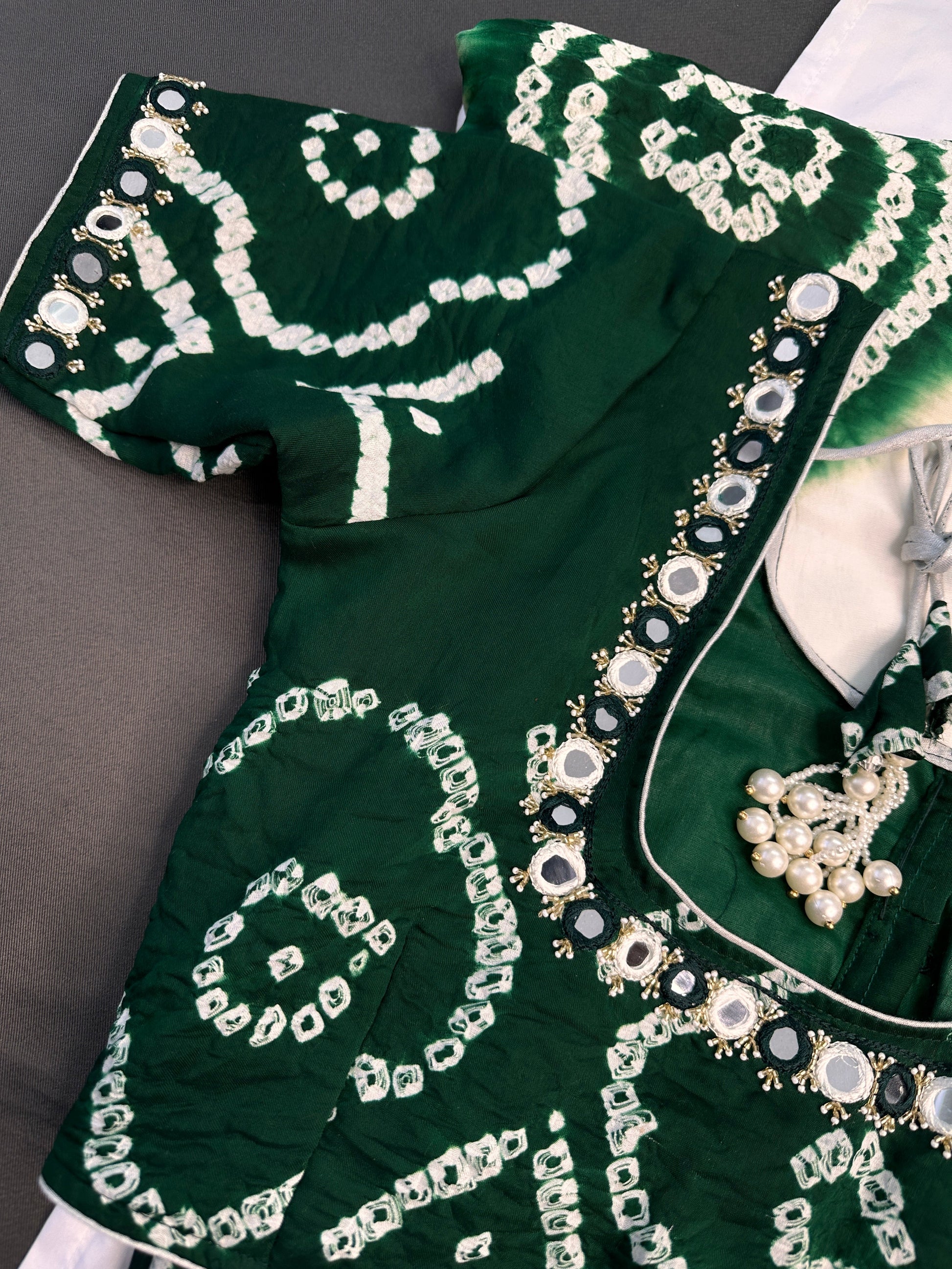 Bandhani Bhandej Half and Half White Green modal Silk Saree - 