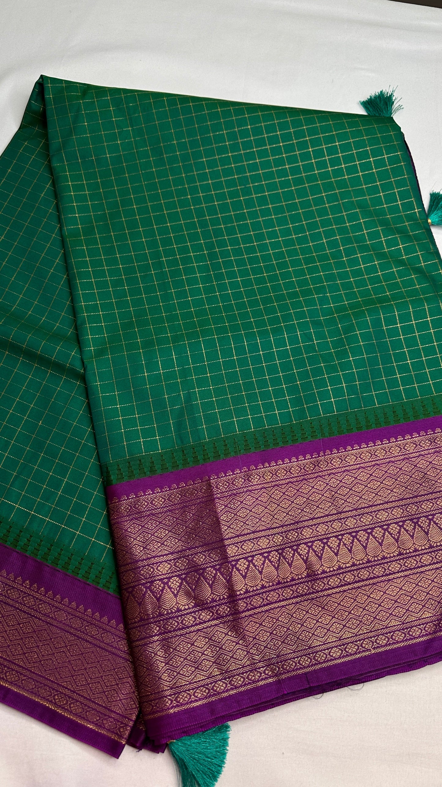 Semi Gadwal Silk Green Saree - 