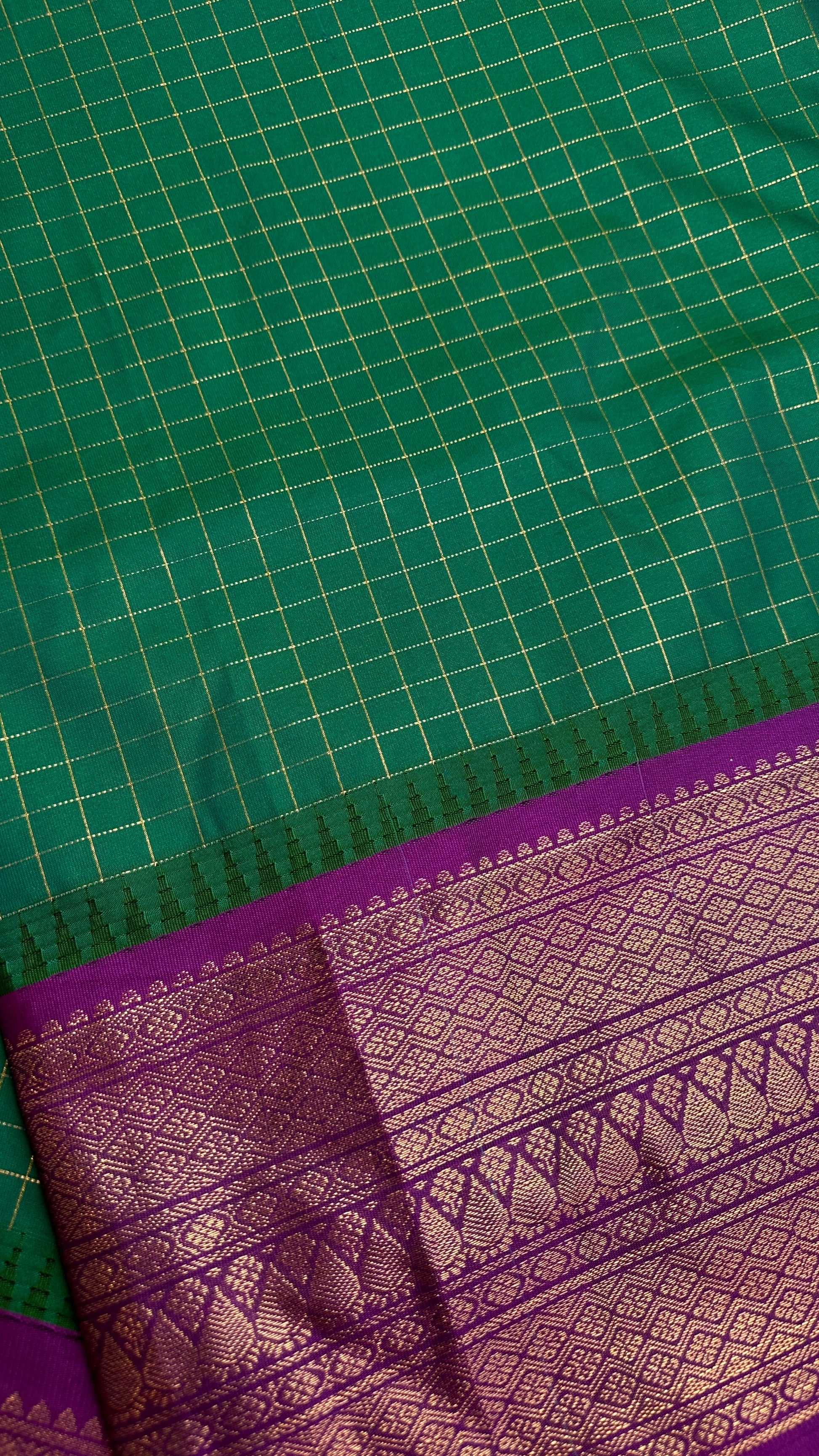 Semi Gadwal Silk Green Saree - 