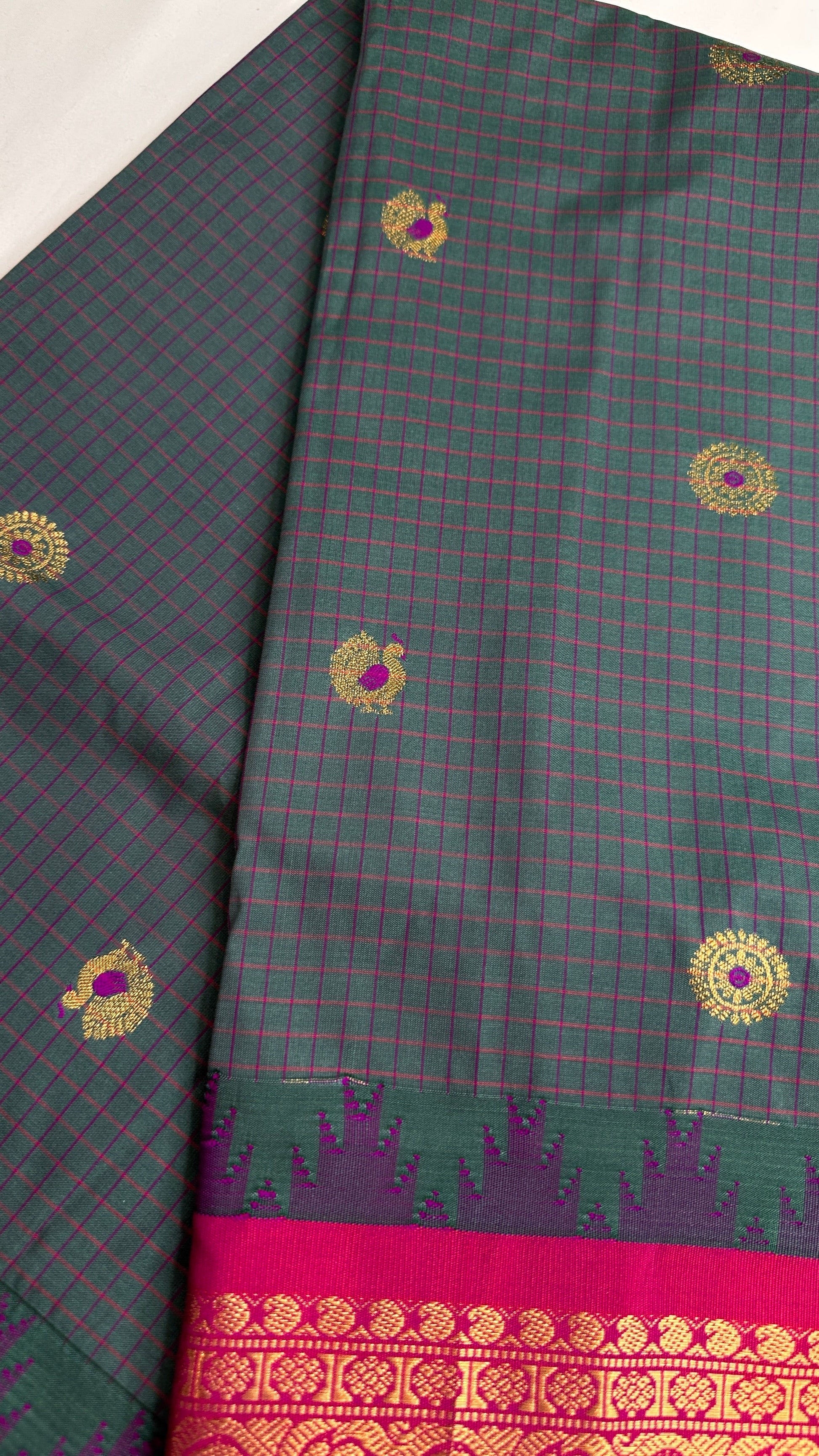 Check Semi Gadwal Silk Green Pink Saree - 