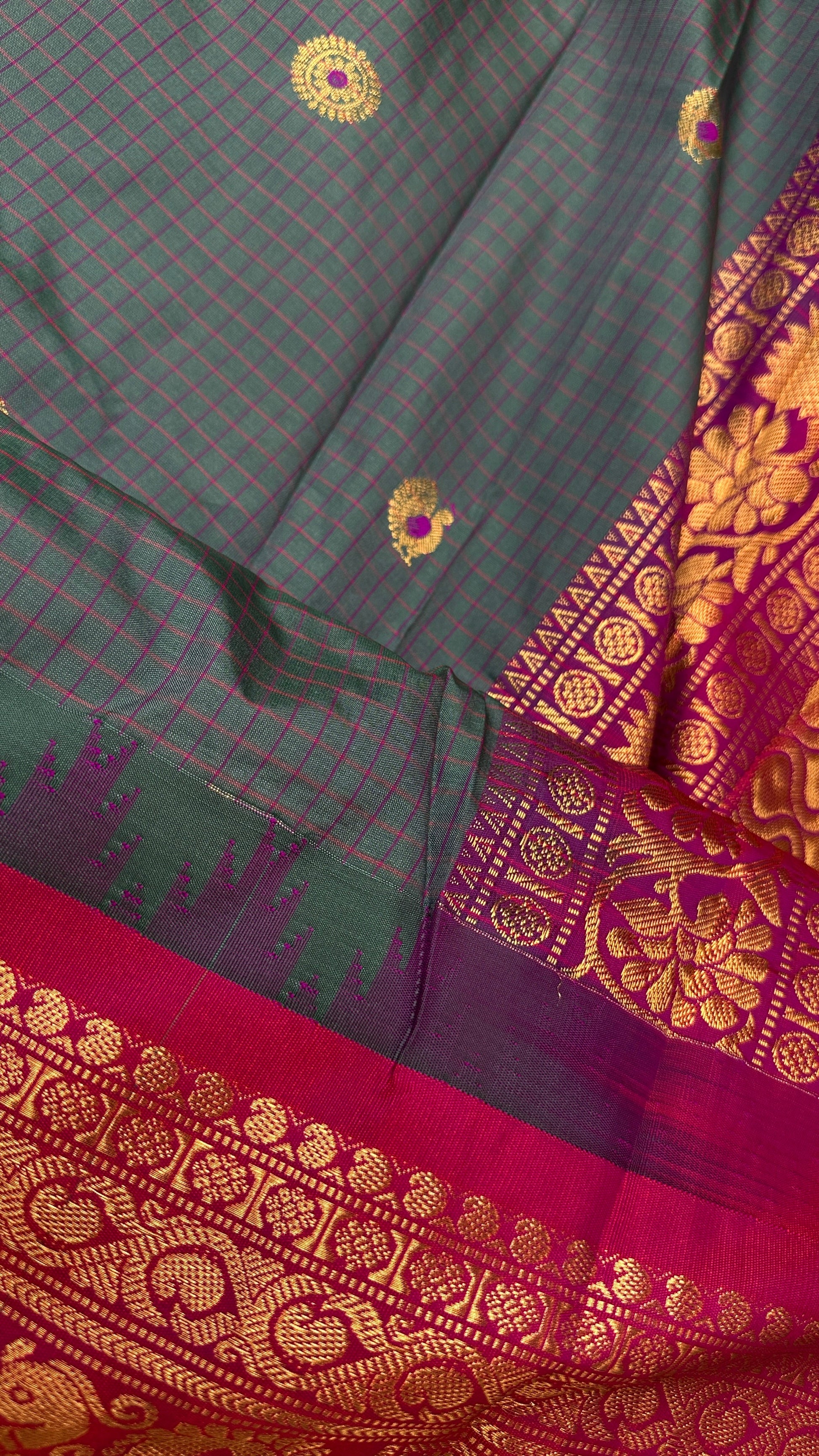 Check Semi Gadwal Silk Green Pink Saree - 