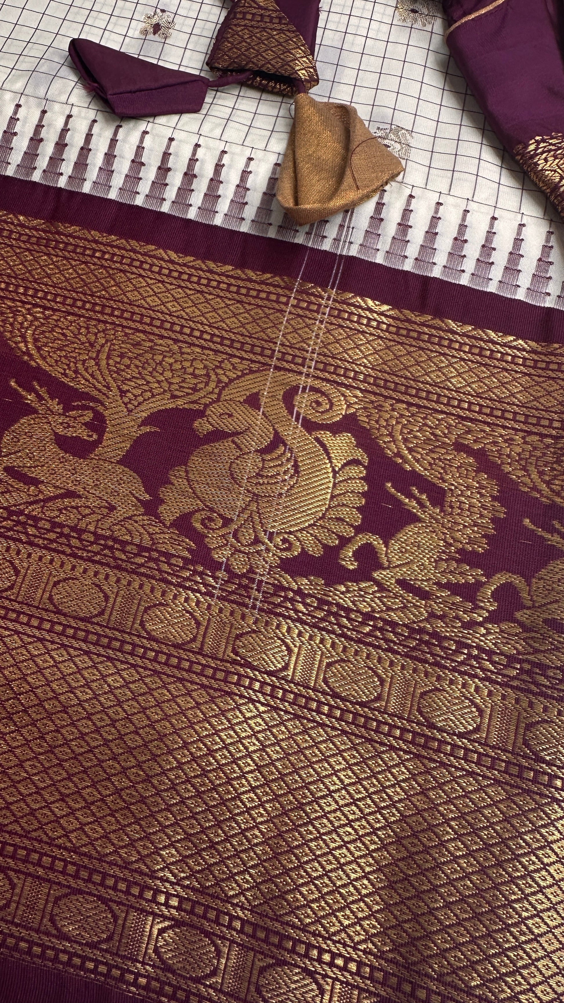 Check Semi Gadwal Silk Half White Maroon Saree - 