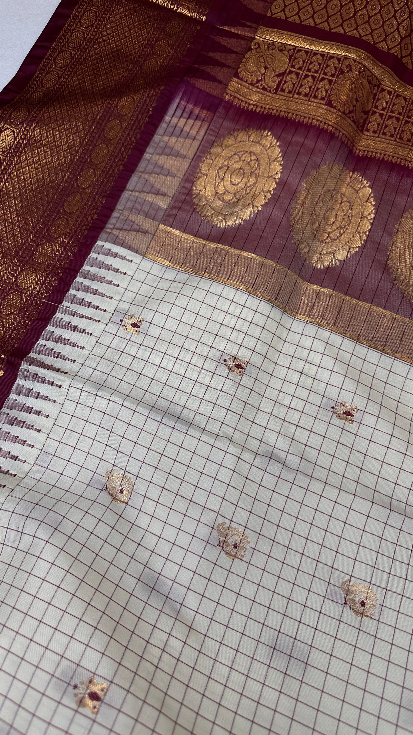 Check Semi Gadwal Silk Half White Maroon Saree - 