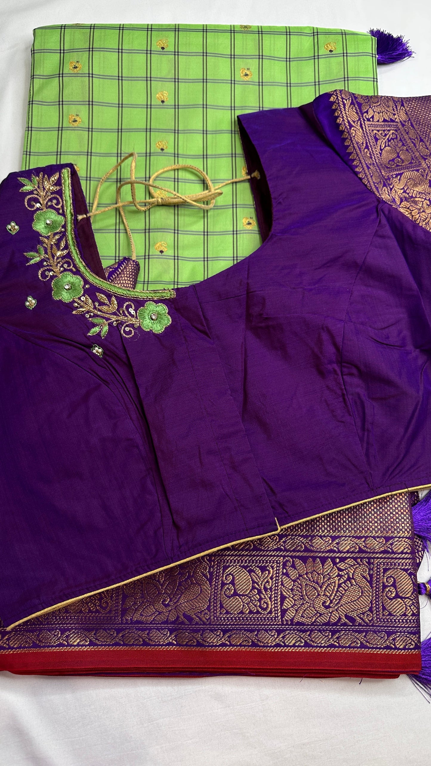 Green Check Semi Gadwal Silk  Saree - 