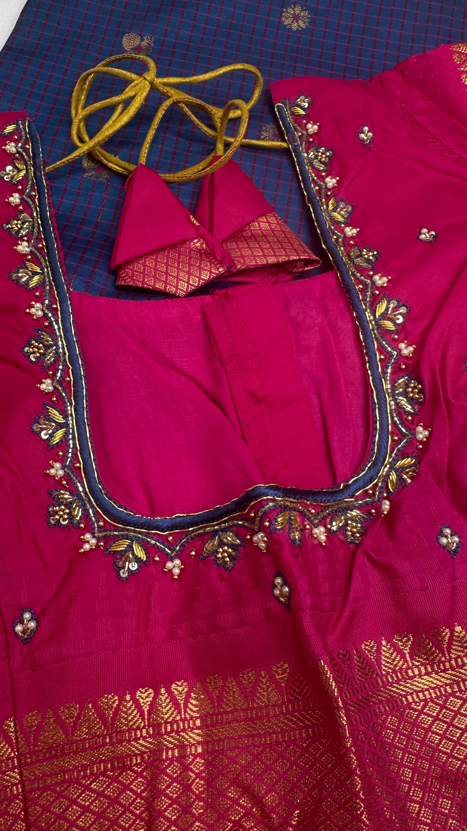 Blue Pink Check Semi Gadwal Silk  Saree - 