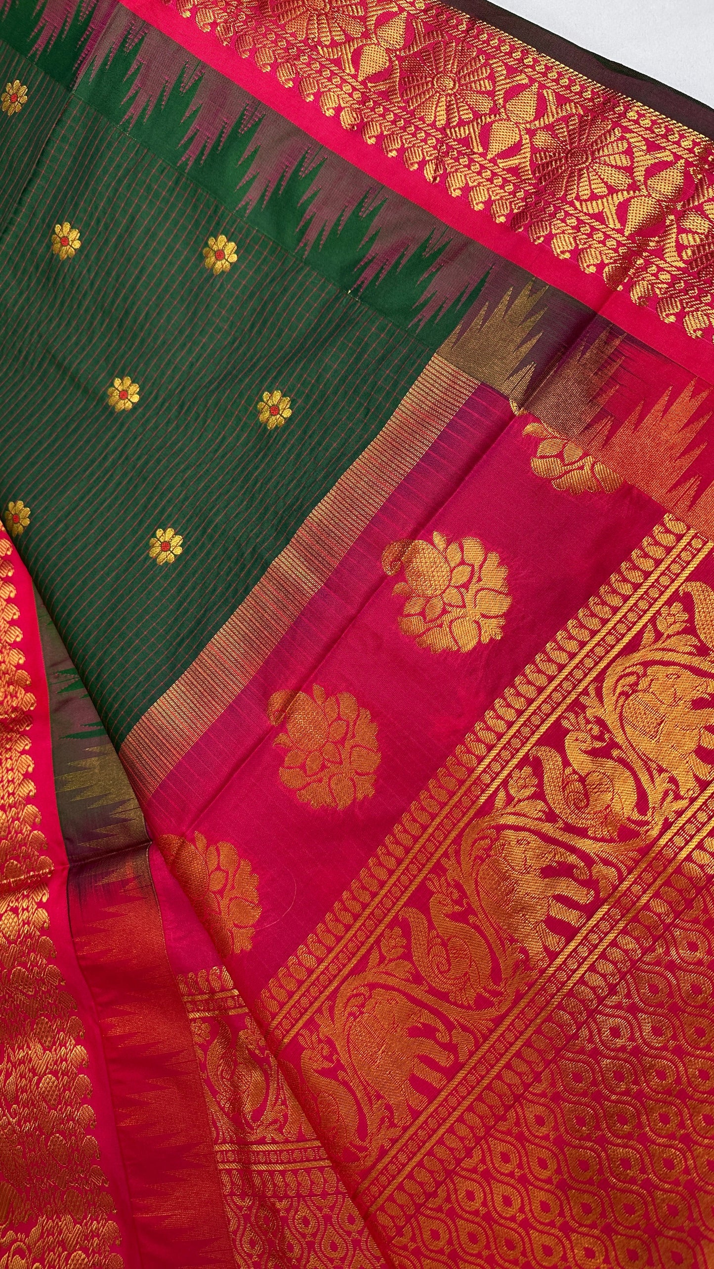 Green Pink Check Semi Gadwal Silk  Saree - 