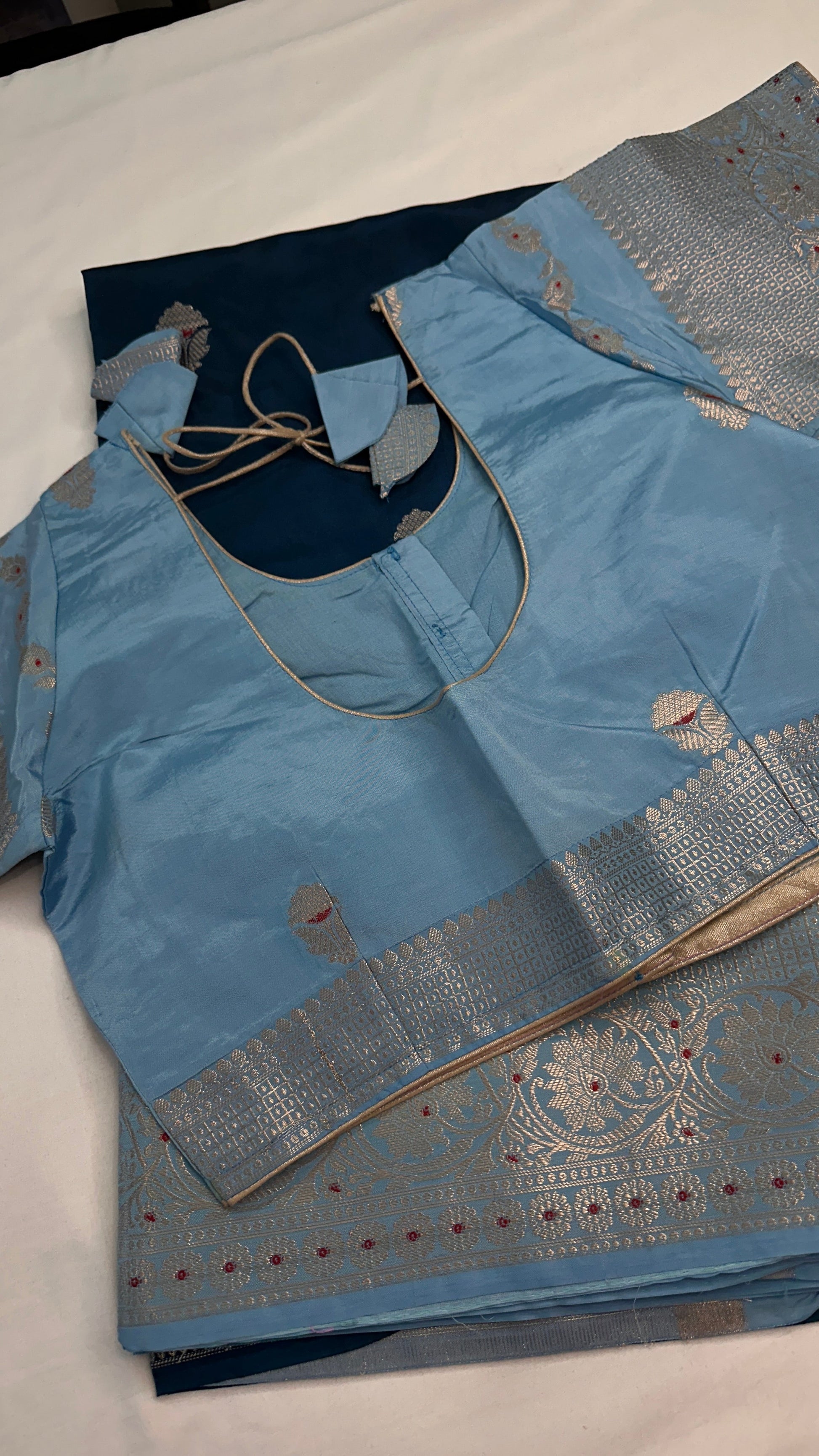 Raw Mango Light Weight Silk Saree - 