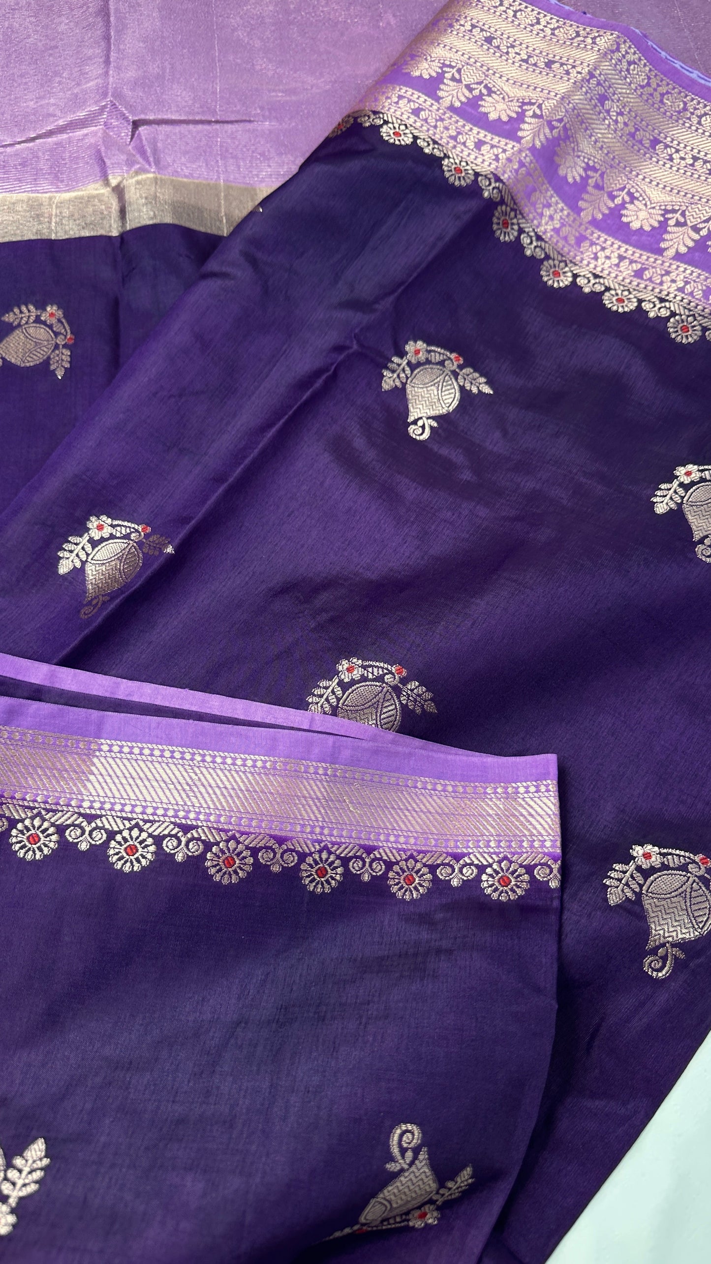 Purple Raw Mango Light Weight Silk Saree - 