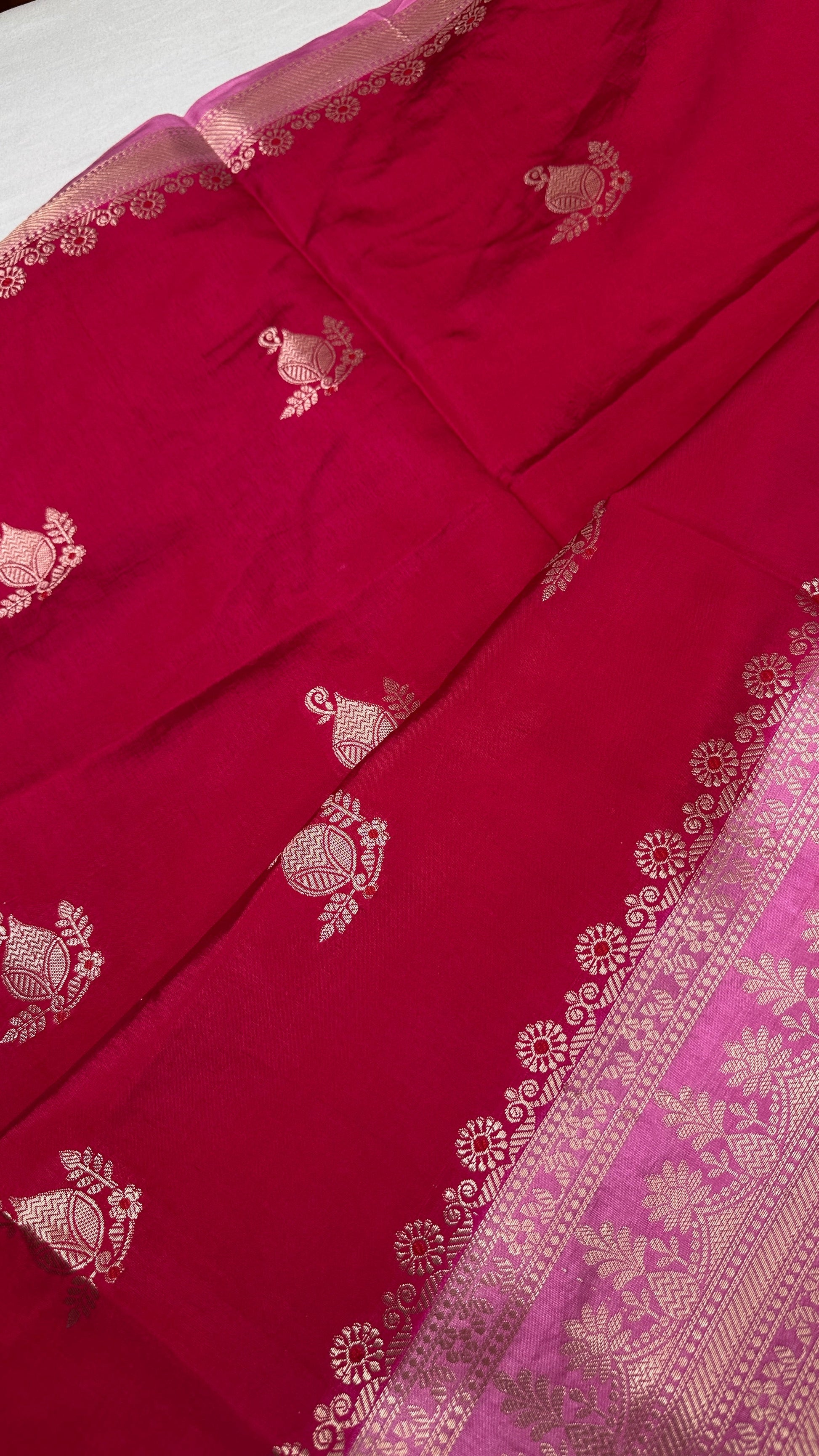 Pink Raw Mango Light Weight Silk Saree - 