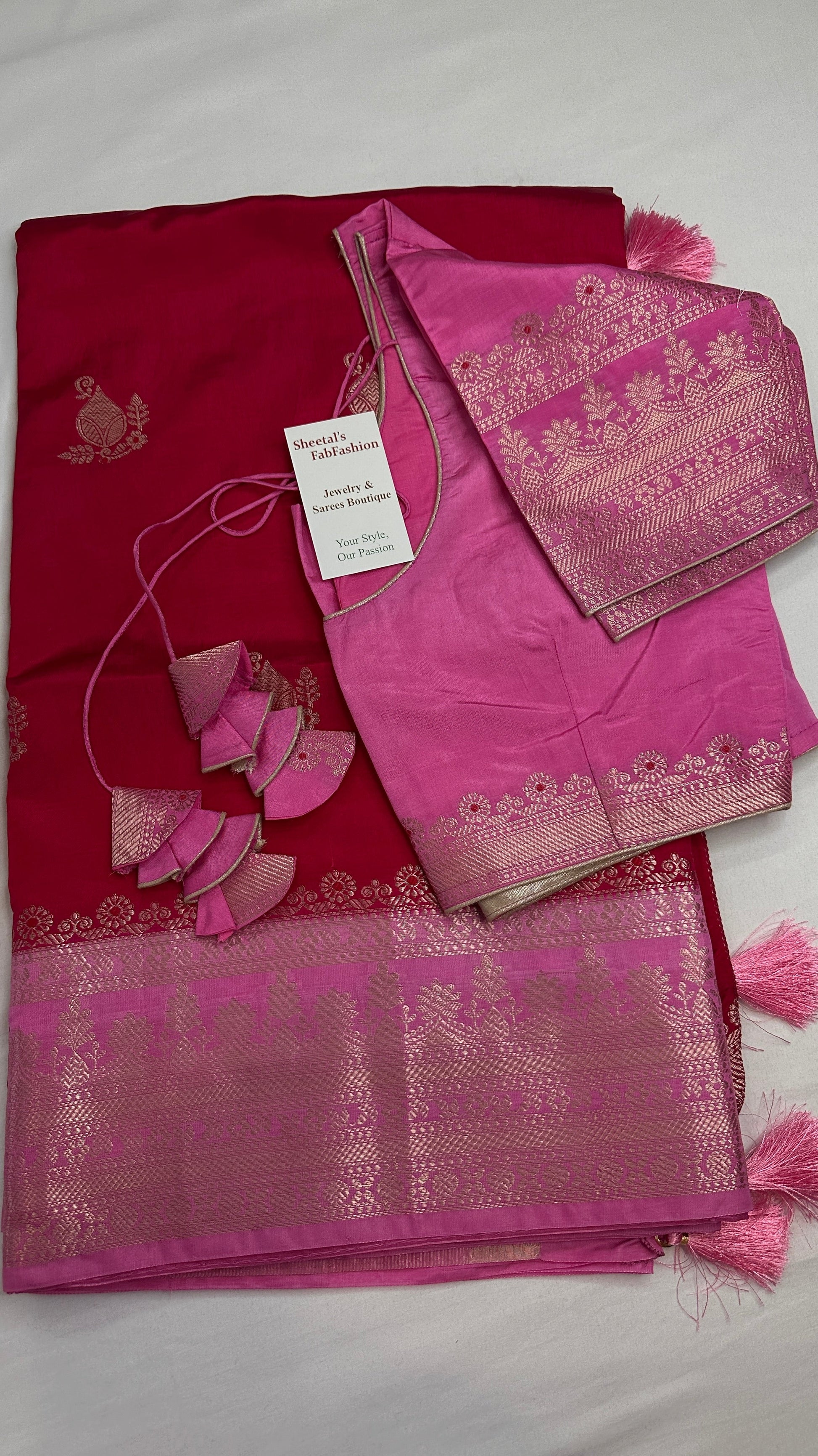 Pink Raw Mango Light Weight Silk Saree - 