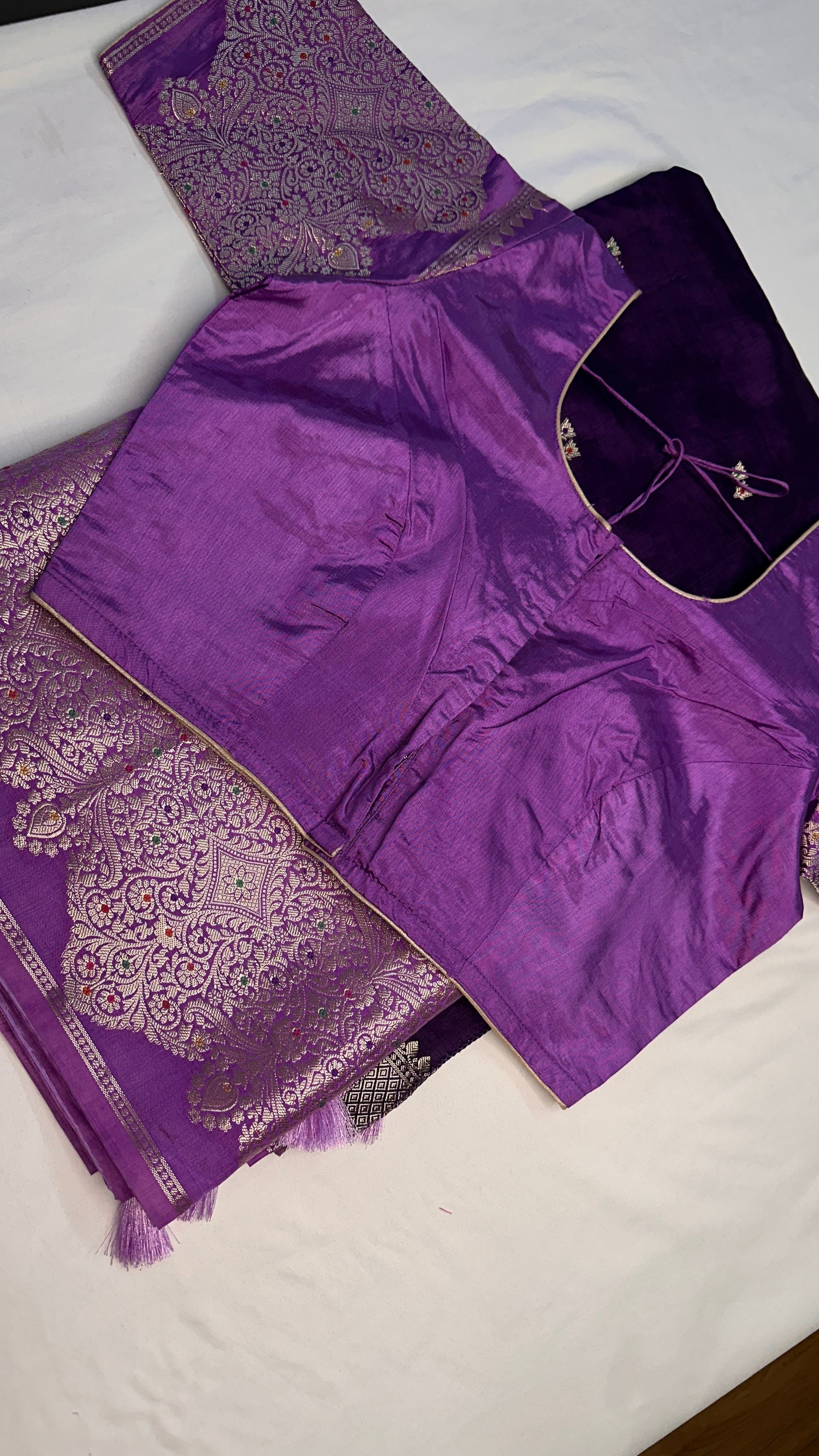 Purple Raw Mango Light Weight Silk Saree - 