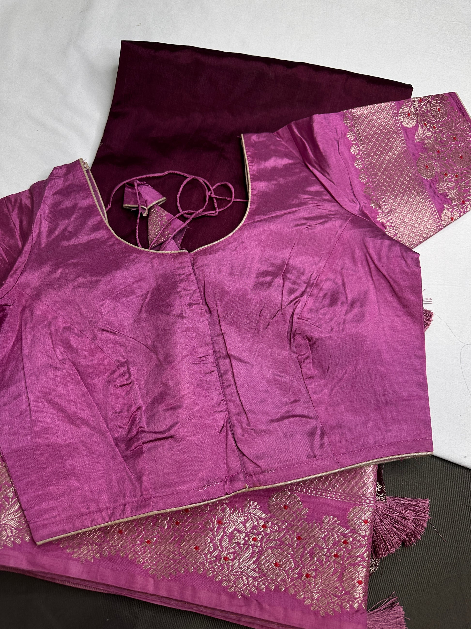 Purple Raw Mango Light Weight Silk Saree - 