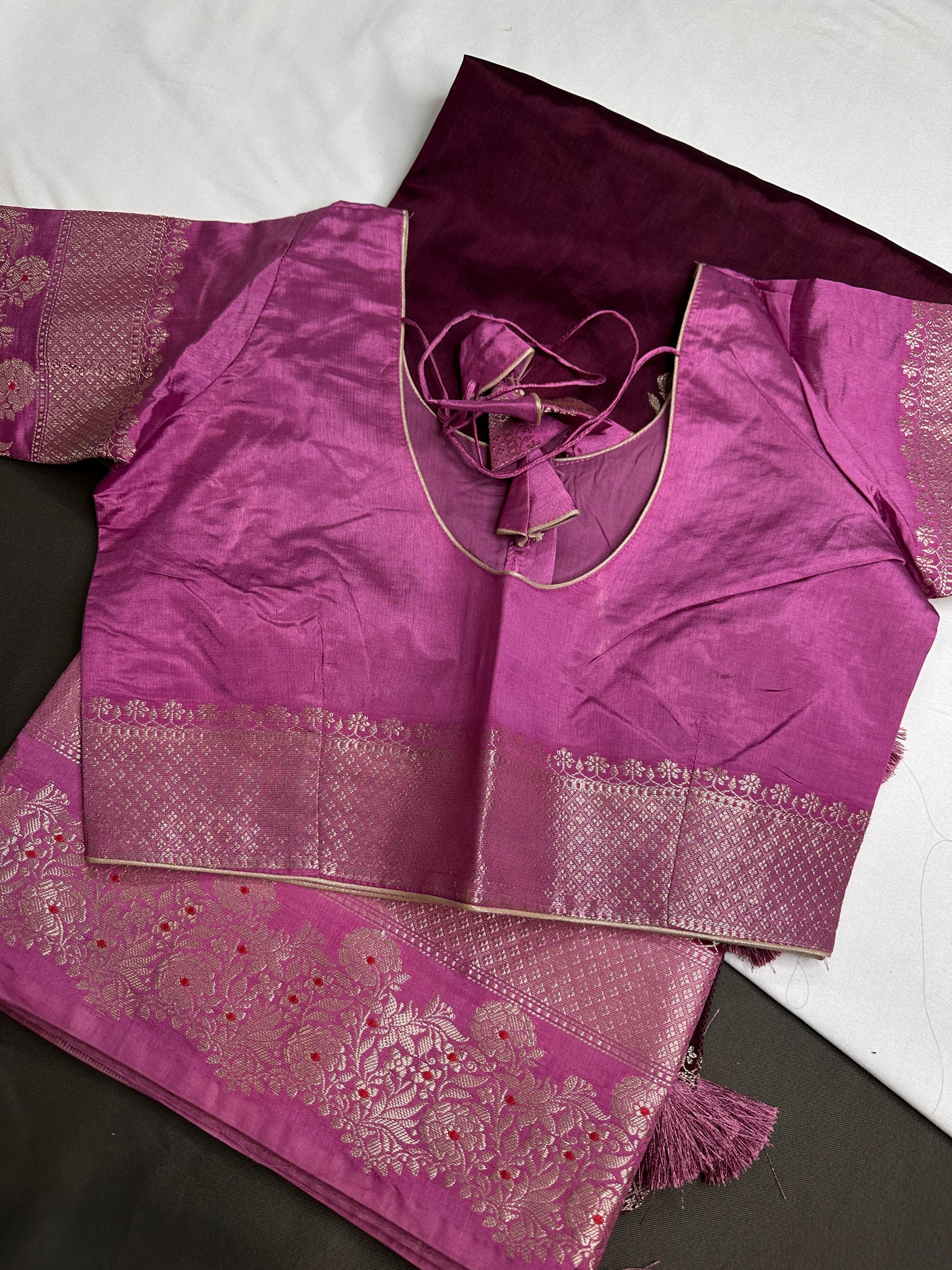 Purple Raw Mango Light Weight Silk Saree - 