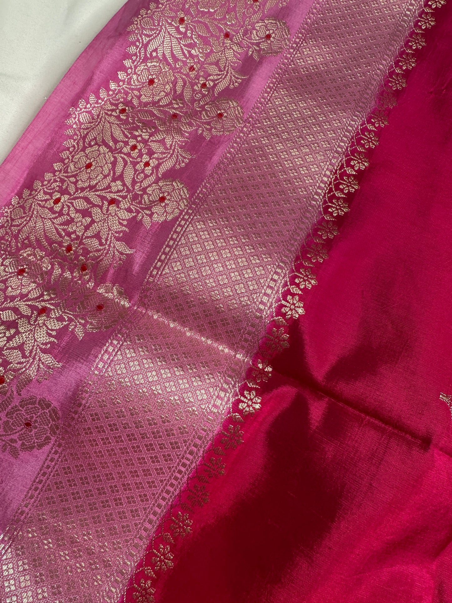 Pink Raw Mango Light Weight Silk Saree - 