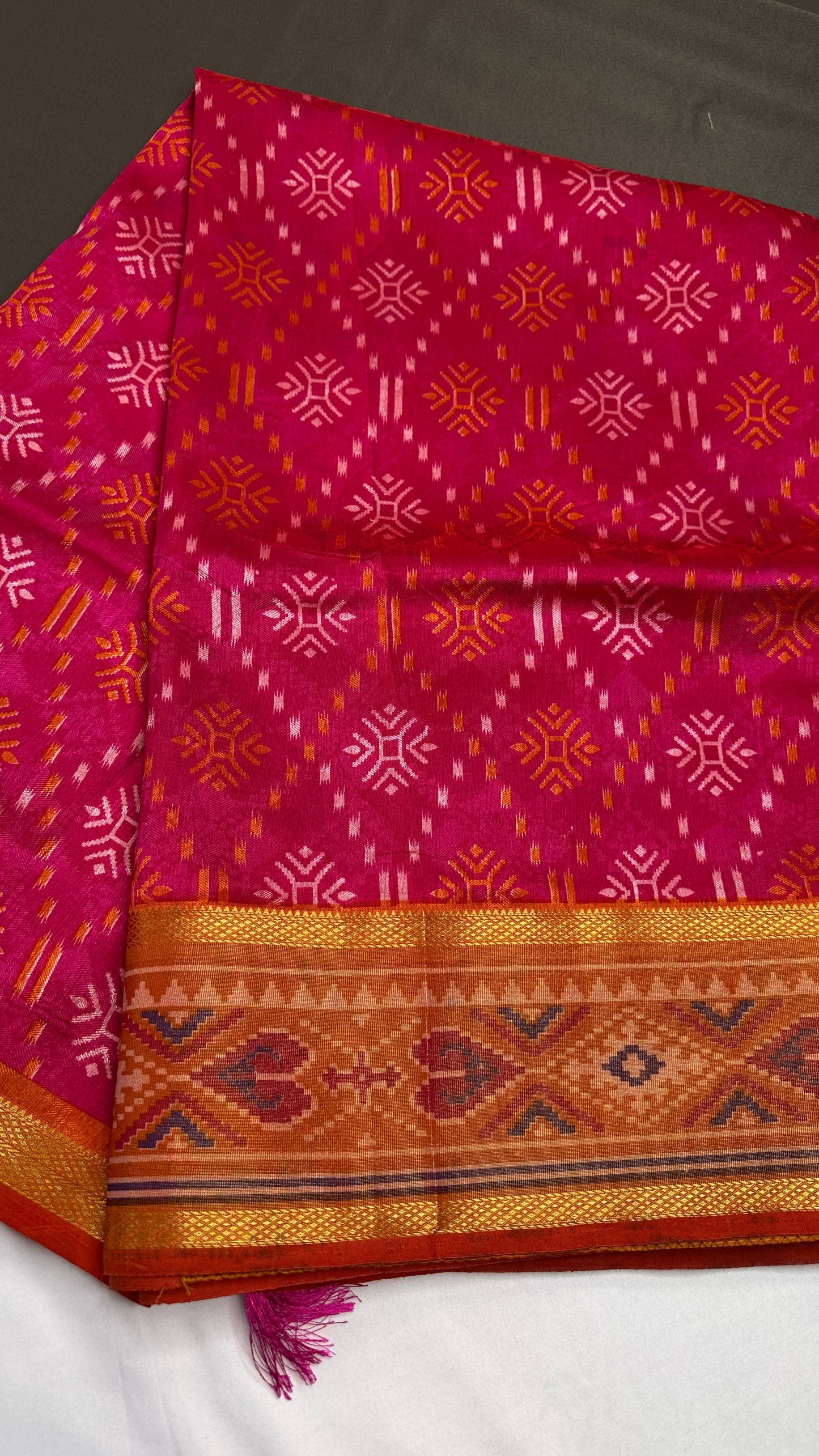 Pink Patola Ikkat Light Weight Silk Saree - 