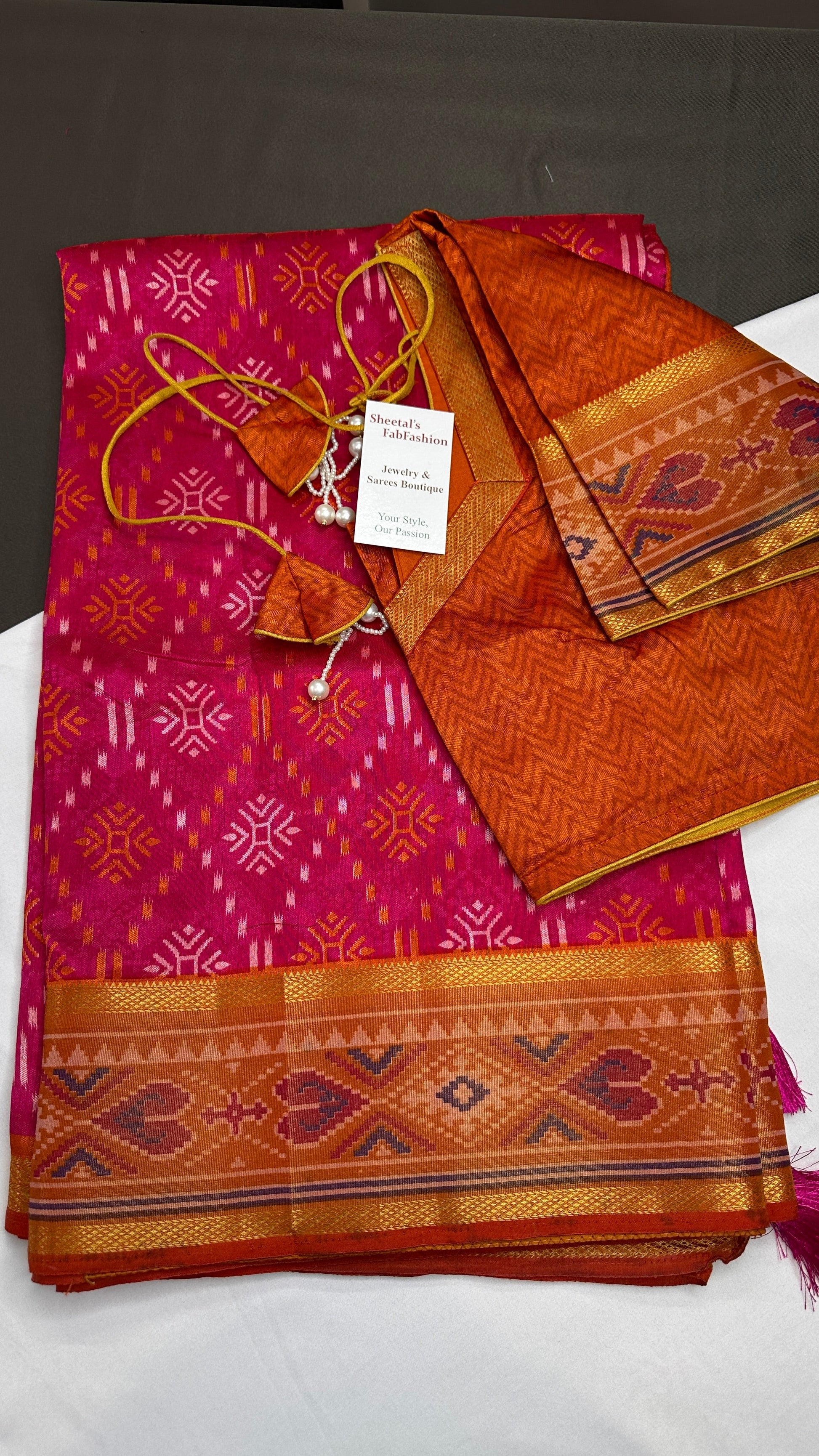 Pink Patola Ikkat Light Weight Silk Saree - 