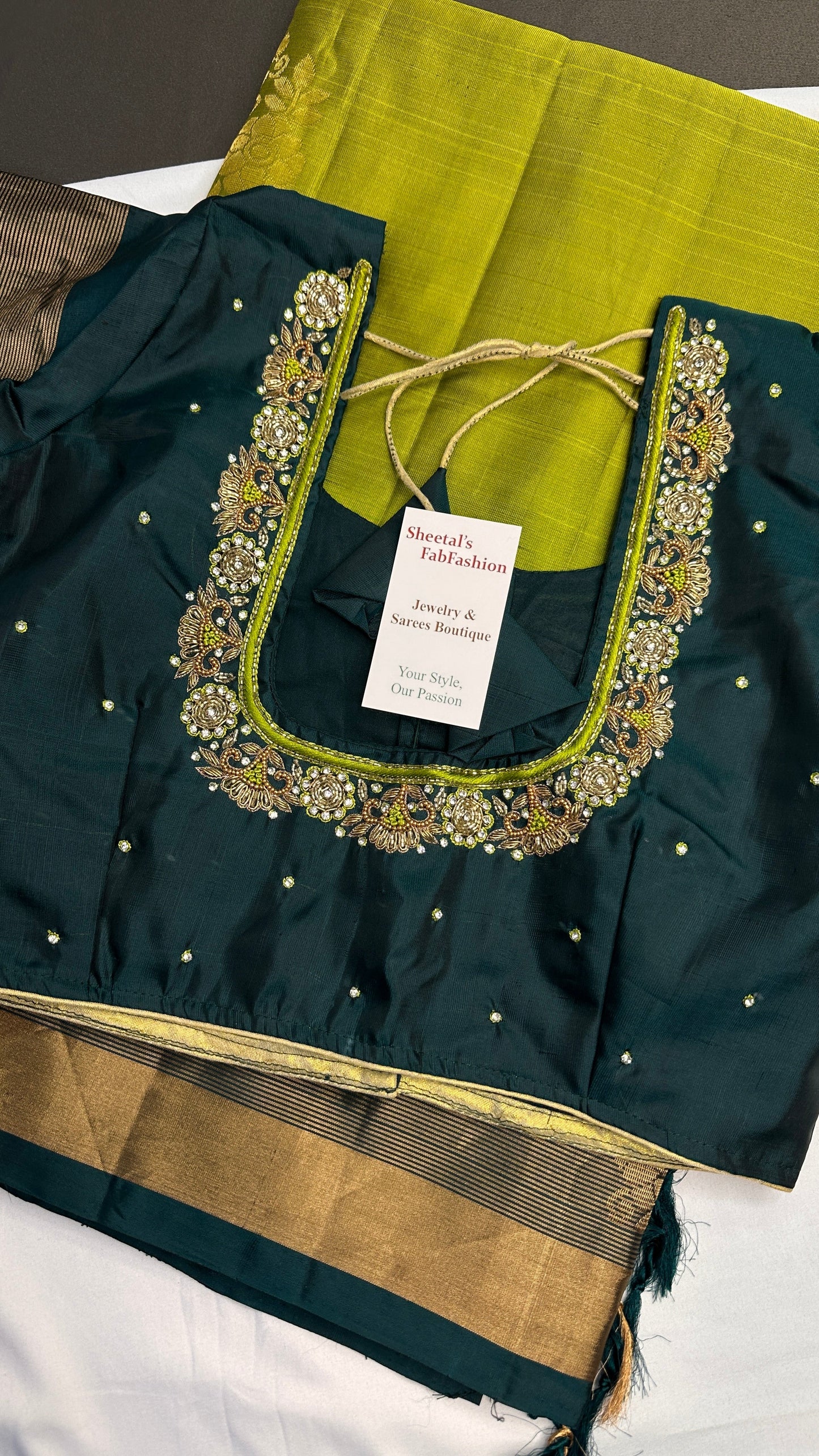 Pure Silk Handloom Dharmavaram Pattu Light Weight Saree - 