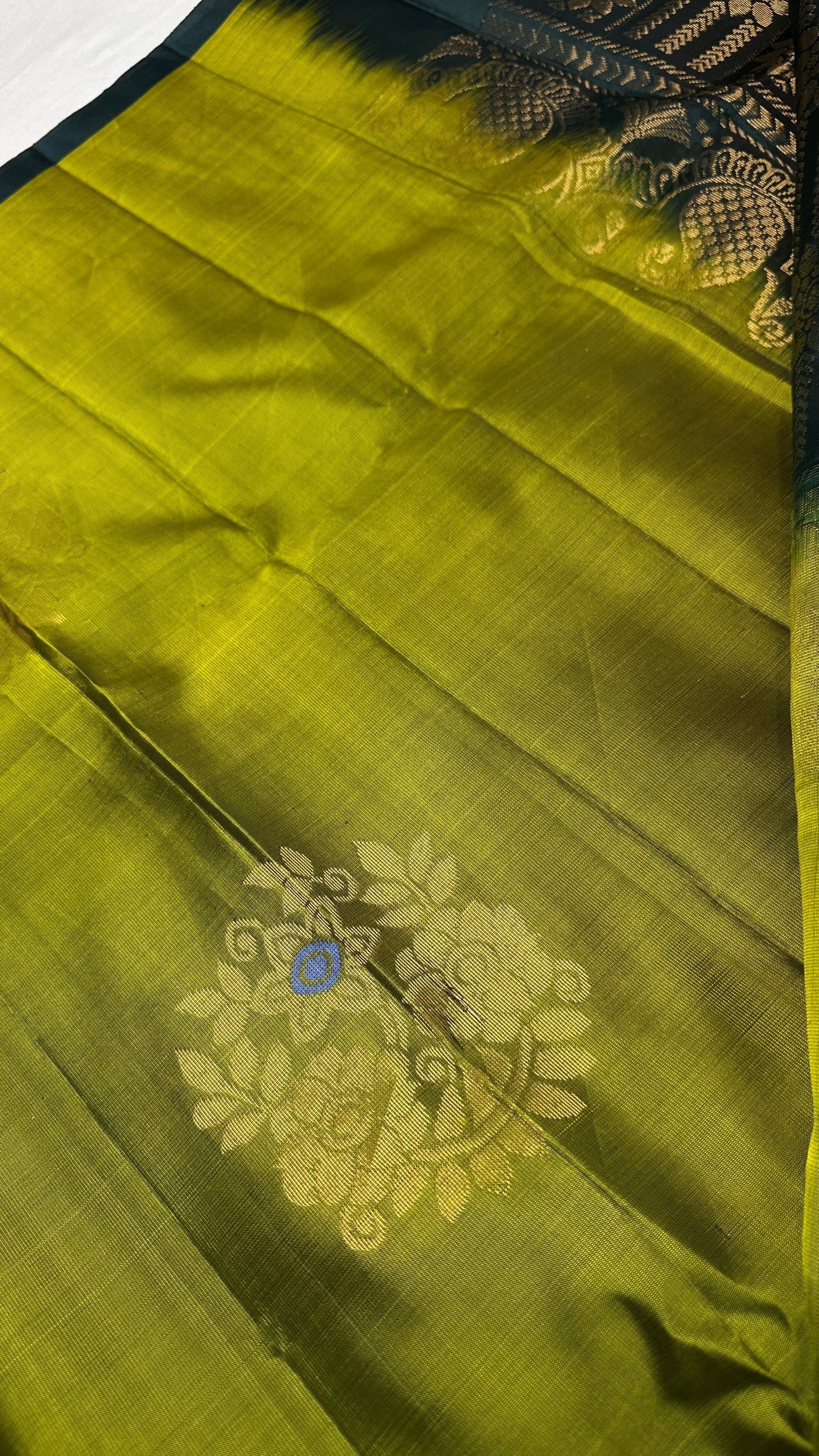 Pure Silk Handloom Dharmavaram Pattu Light Weight Saree - 