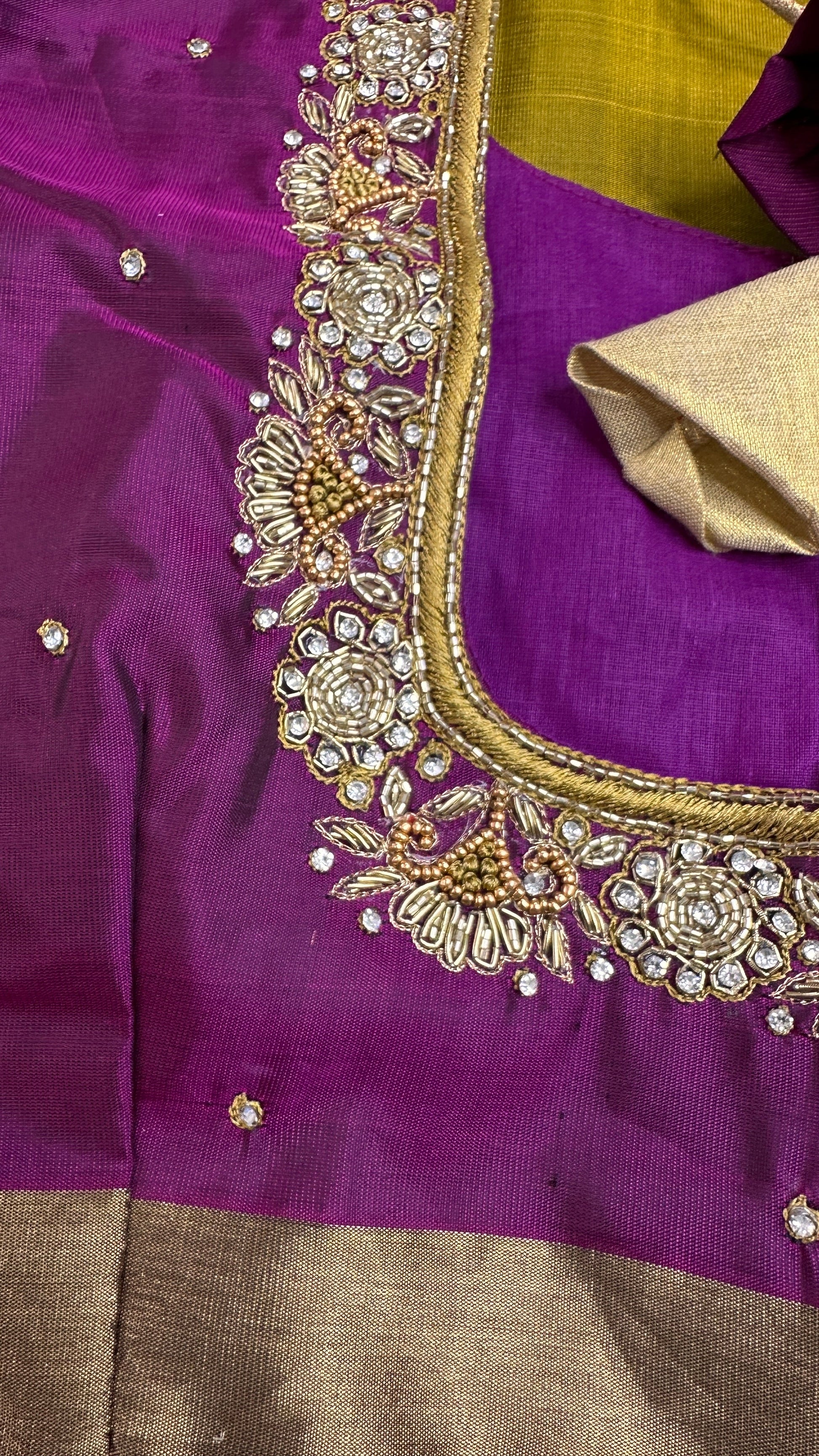 Pure Silk Handloom Dharmavaram Pattu Light Weight Saree - 