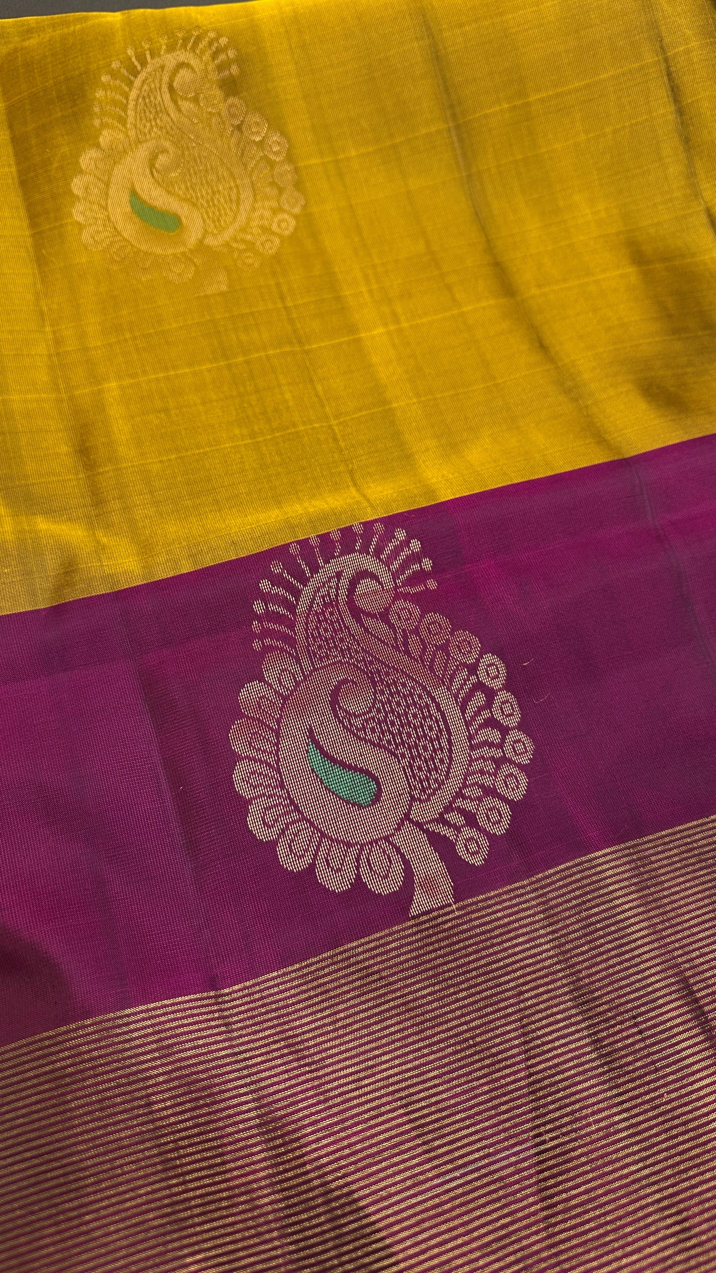 Pure Silk Handloom Dharmavaram Pattu Light Weight Saree - 