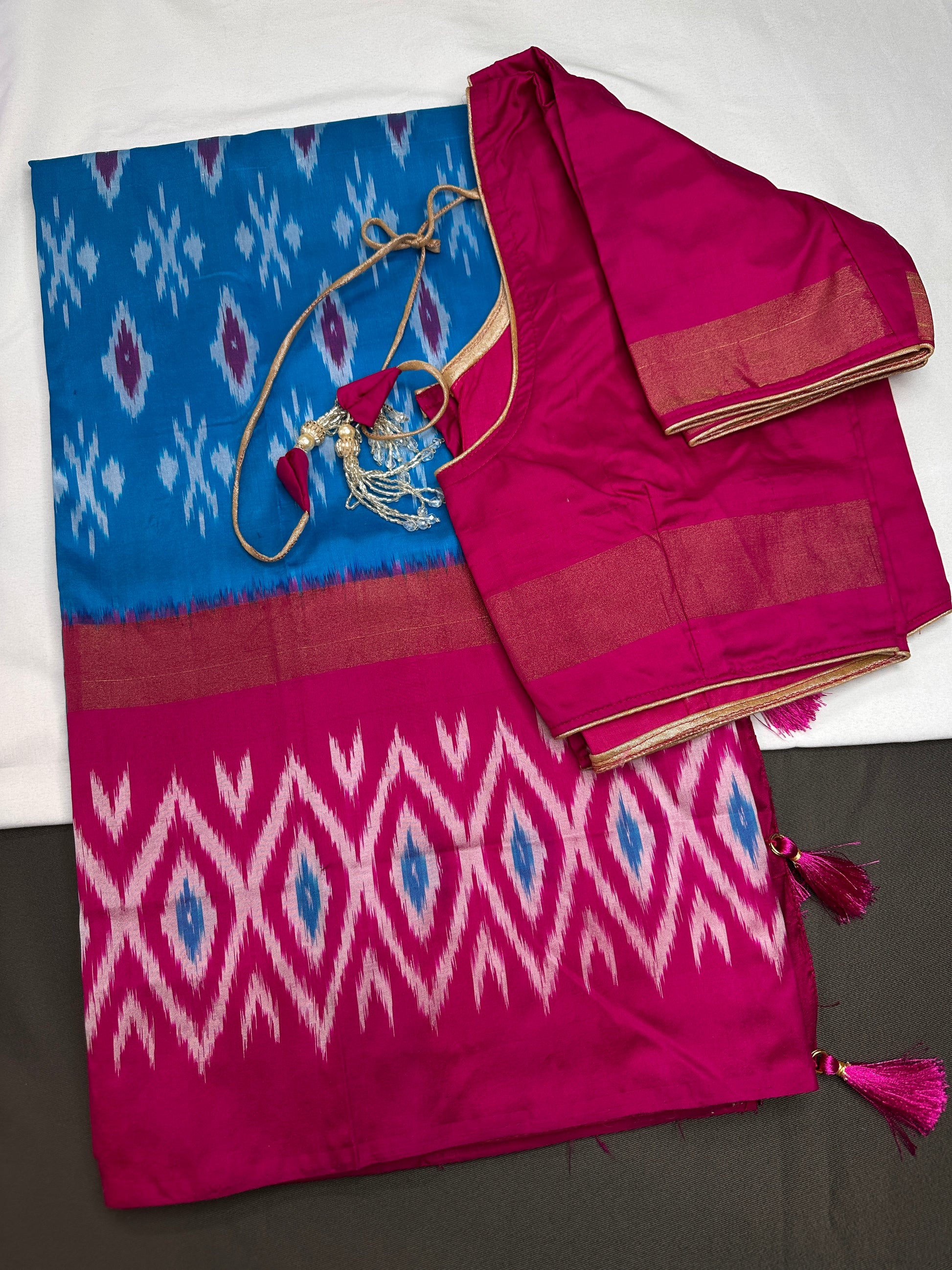 Pure Silk Handloom Pochampally Ikkat Saree - 