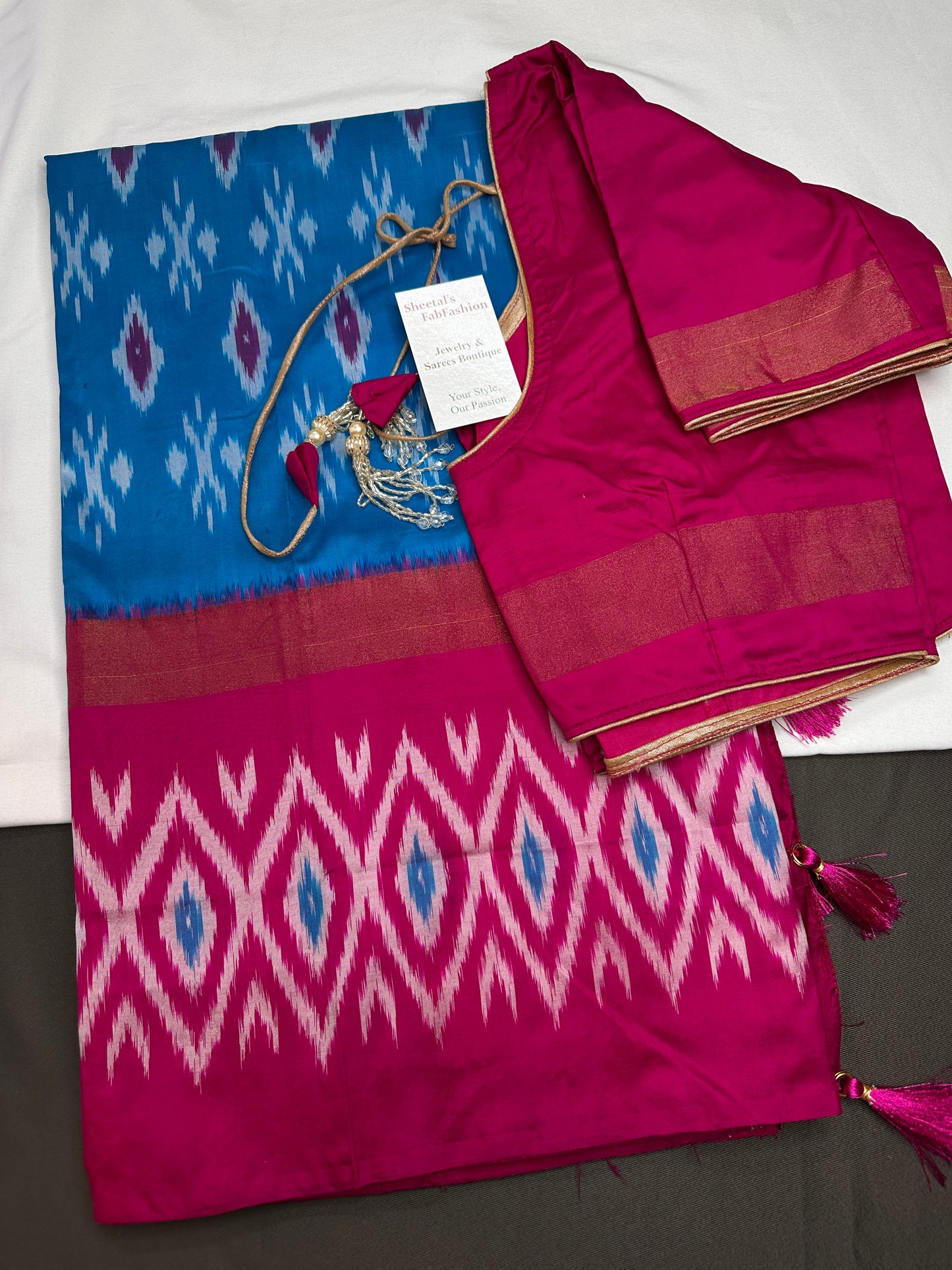 Pure Silk Handloom Pochampally Ikkat Saree - 