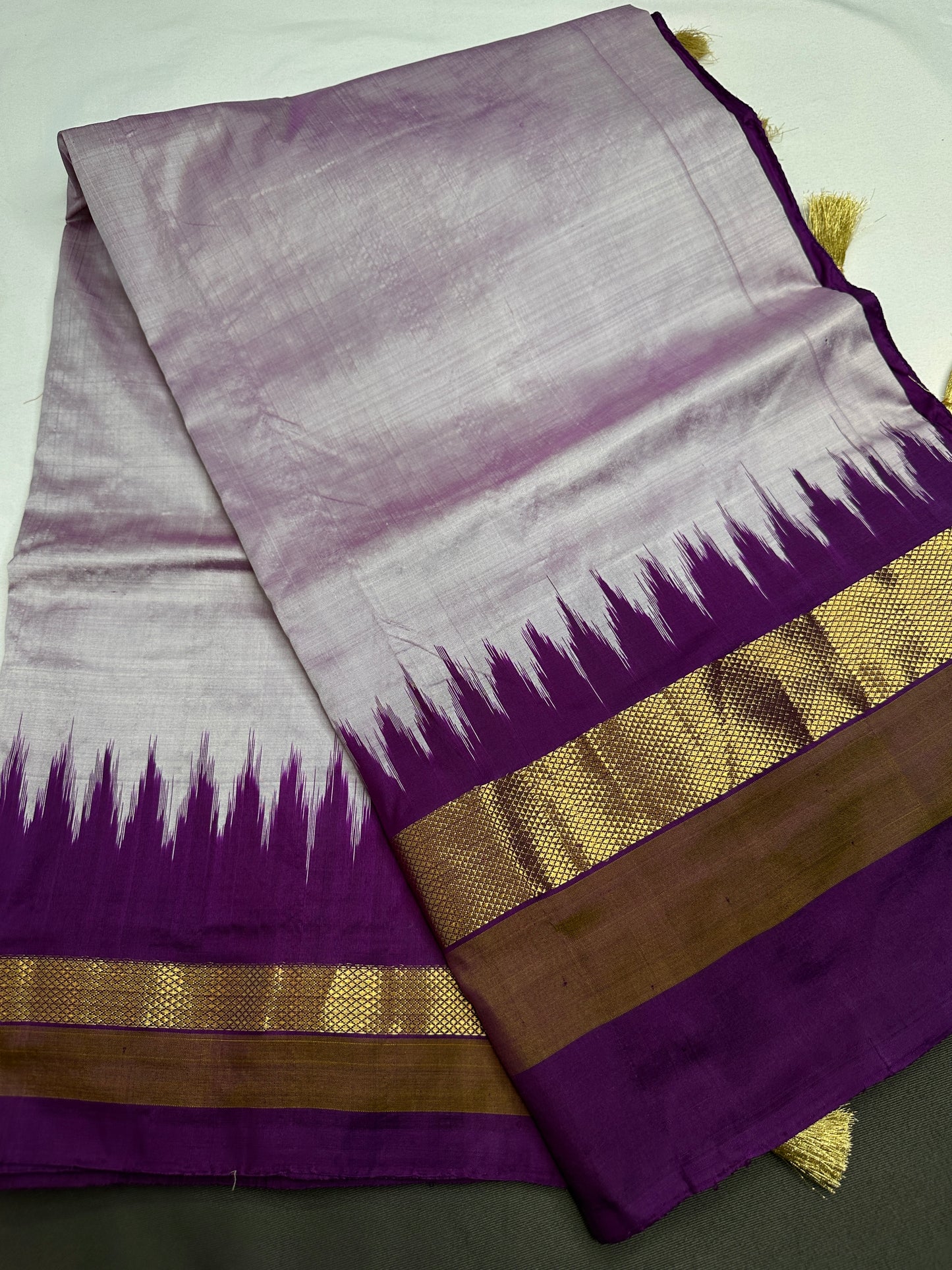 Pure Silk Handloom Pochampally Ikkat Purple Saree - 