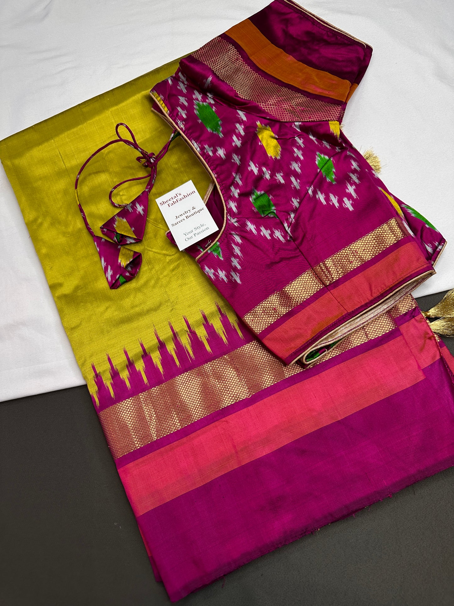 Pure Silk Handloom Pochampally Ikkat Green Saree - 
