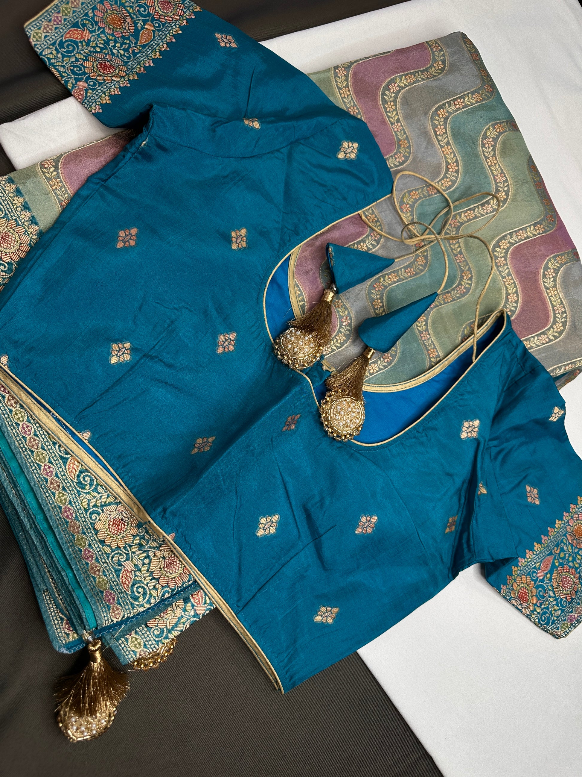 Pashmina Weaving Banarsi Silk Saree - 