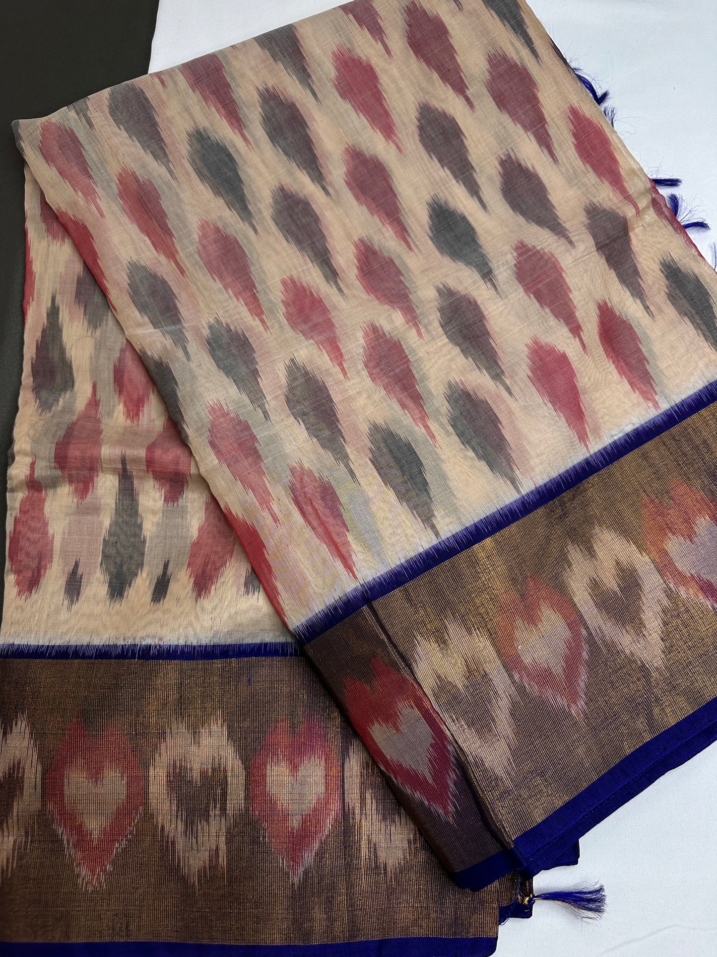 Pure Cotton Silk Pochampally Beige Blue Ikkat Saree - 