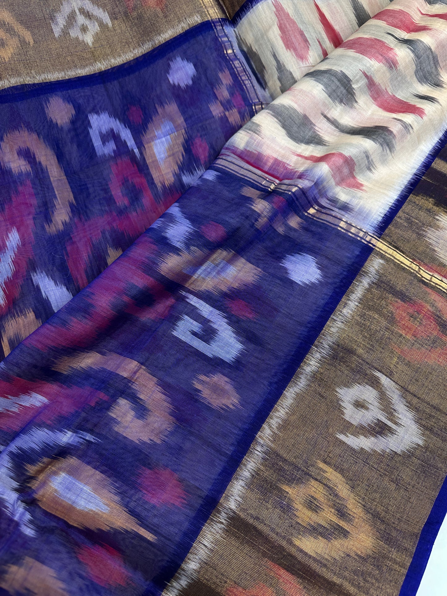 Pure Cotton Silk Pochampally Beige Blue Ikkat Saree - 
