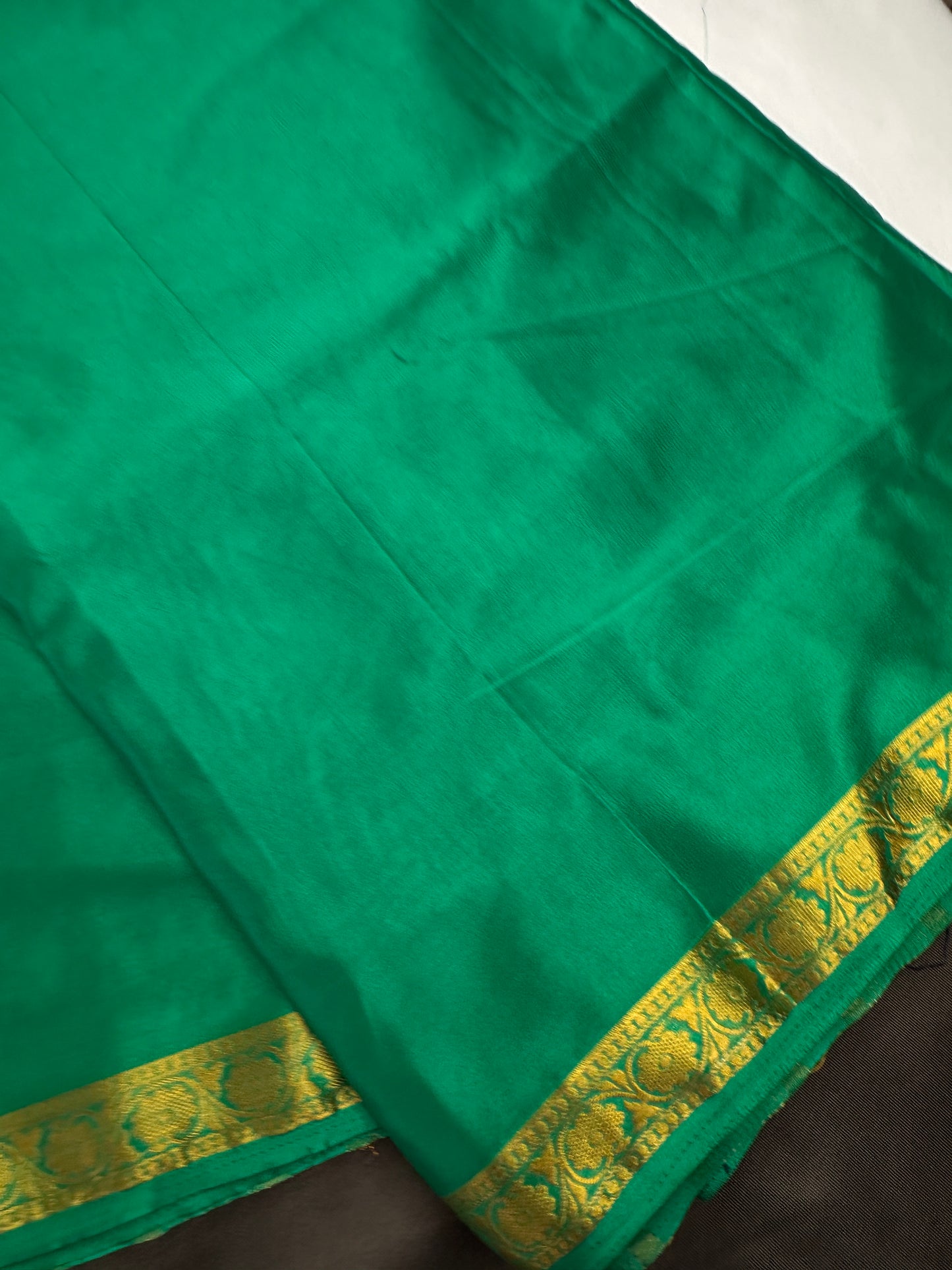 Mysore Crepe Green Semi Silk with 2 Blouses - 