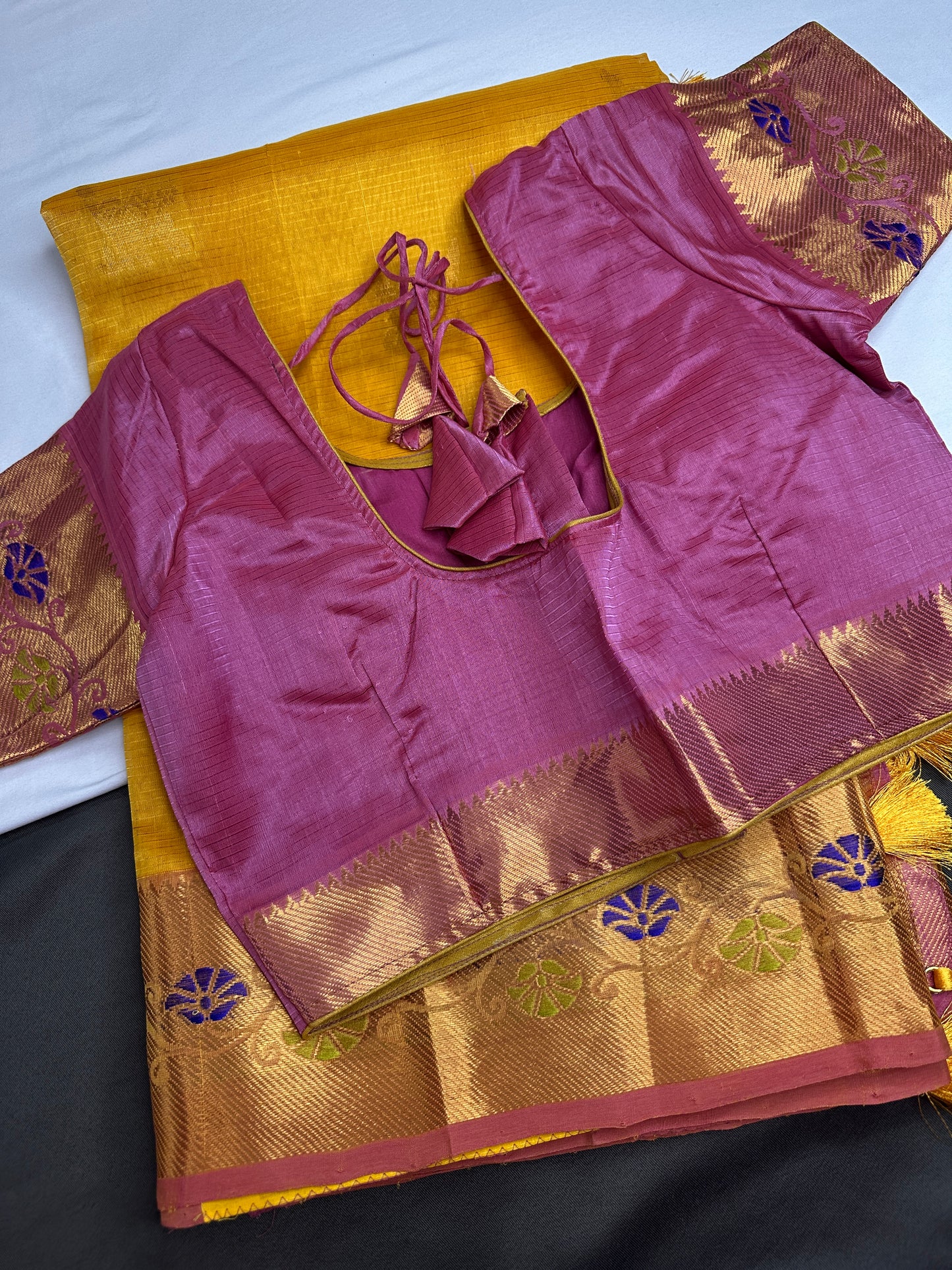 Pure Venkatgiri Handloom Yellow Pink Silk Saree - 