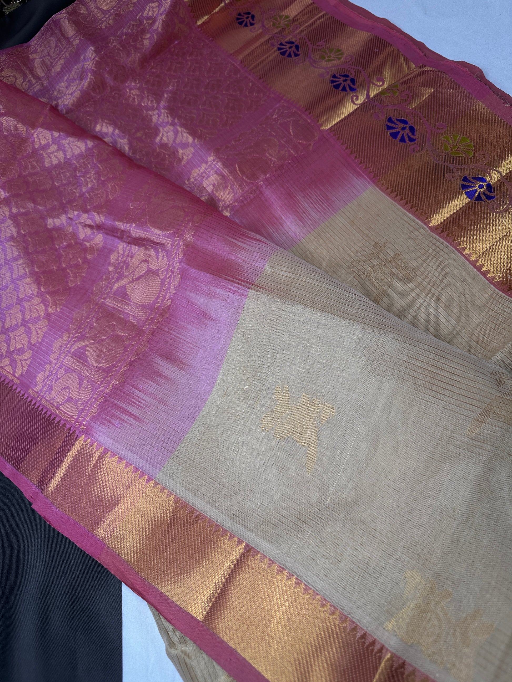 Pure Venkatgiri Handloom Beige Pink Silk Saree - 