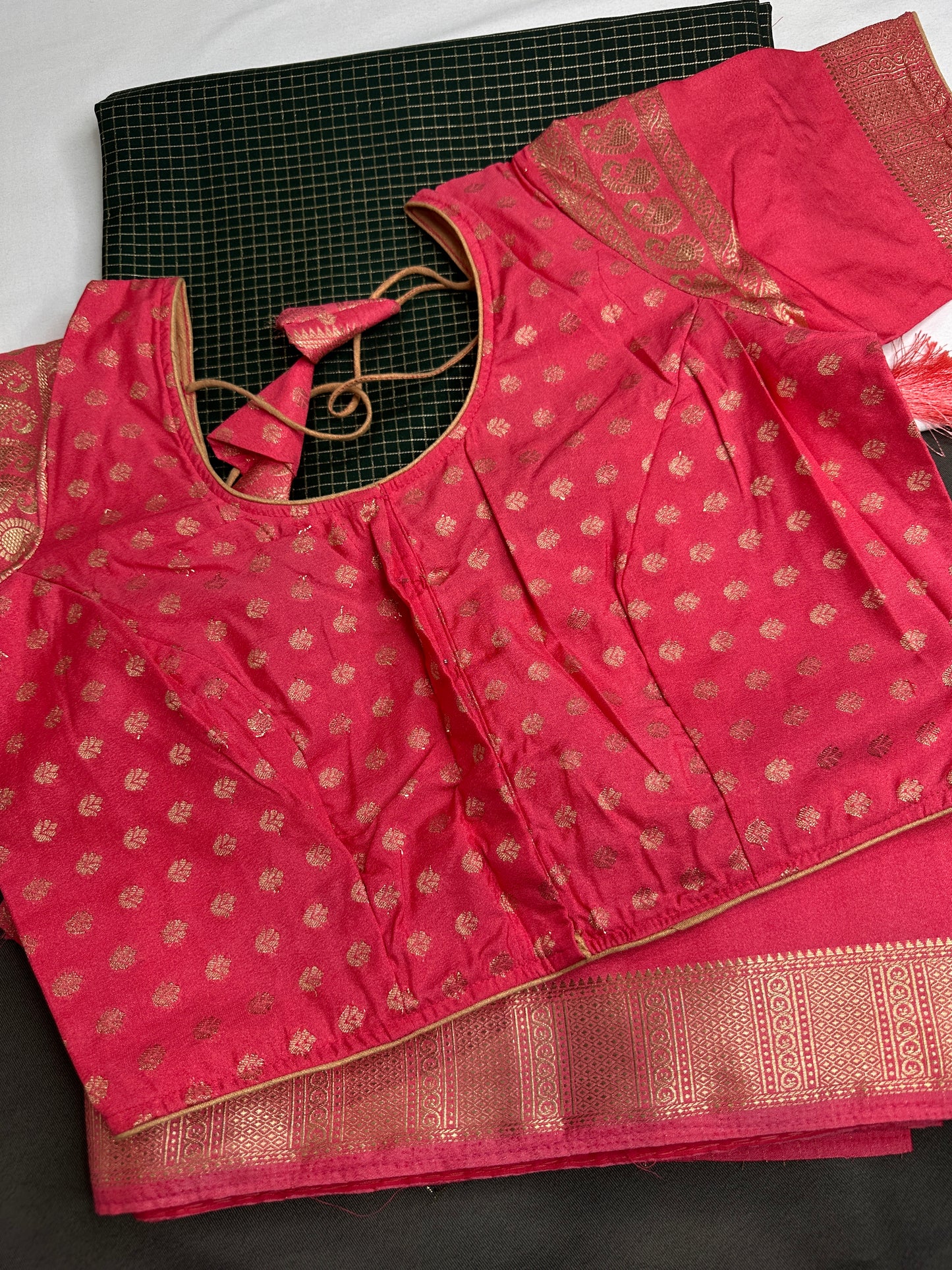 Banarsi Crepe Small Checks Green Saree - 