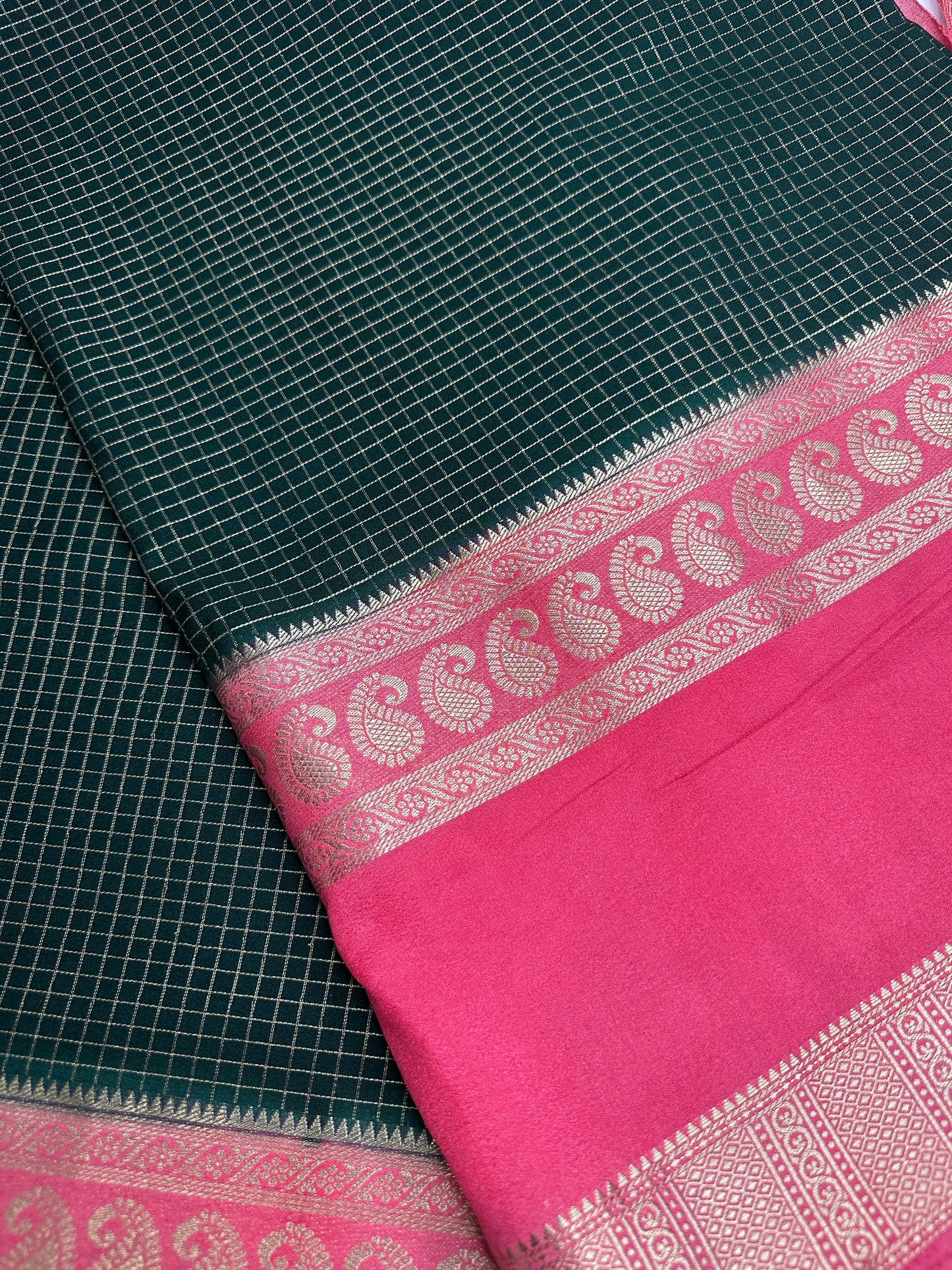 Banarsi Crepe Small Checks Green Saree - 