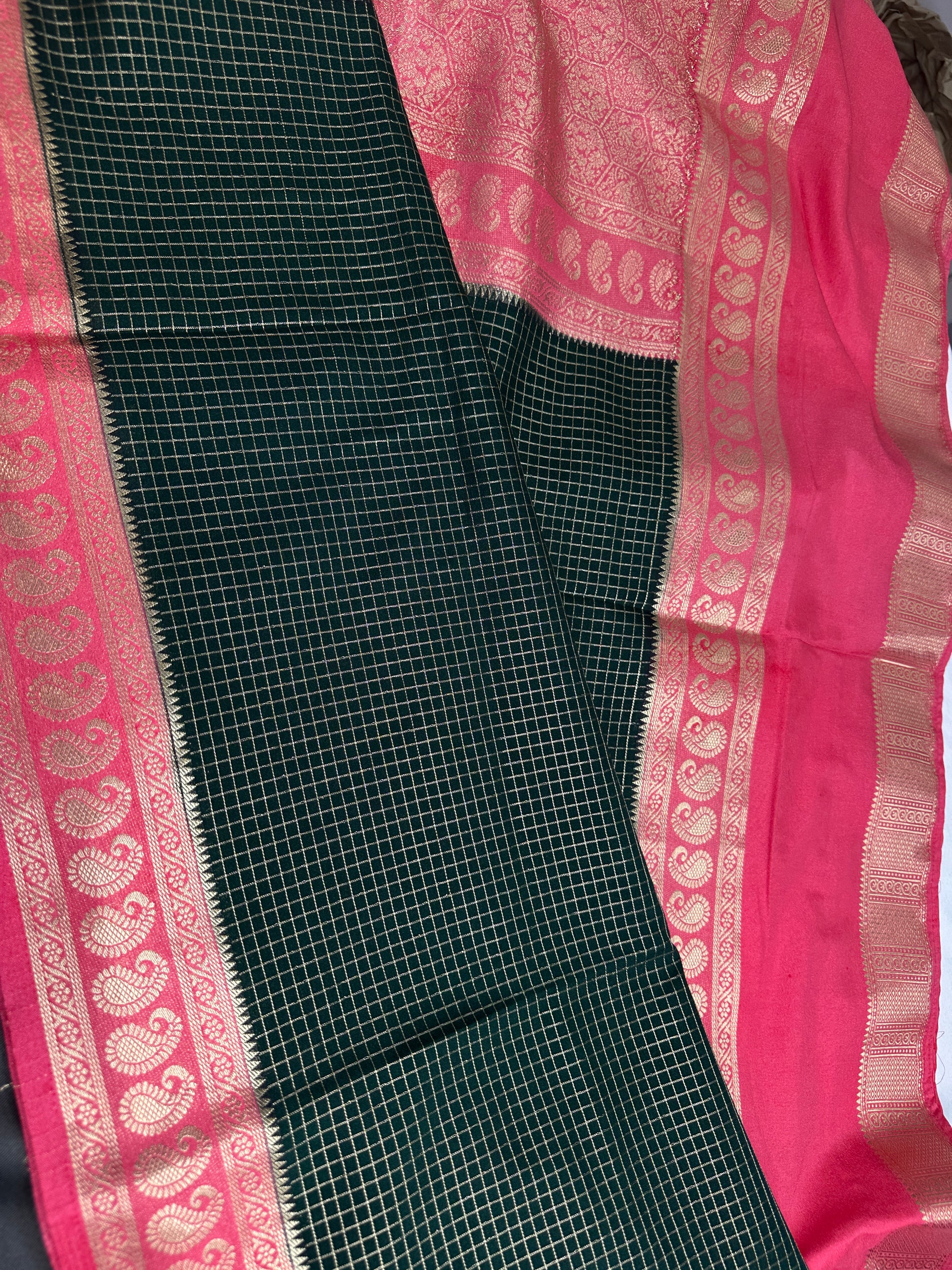 Banarsi Crepe Small Checks Green Saree - 