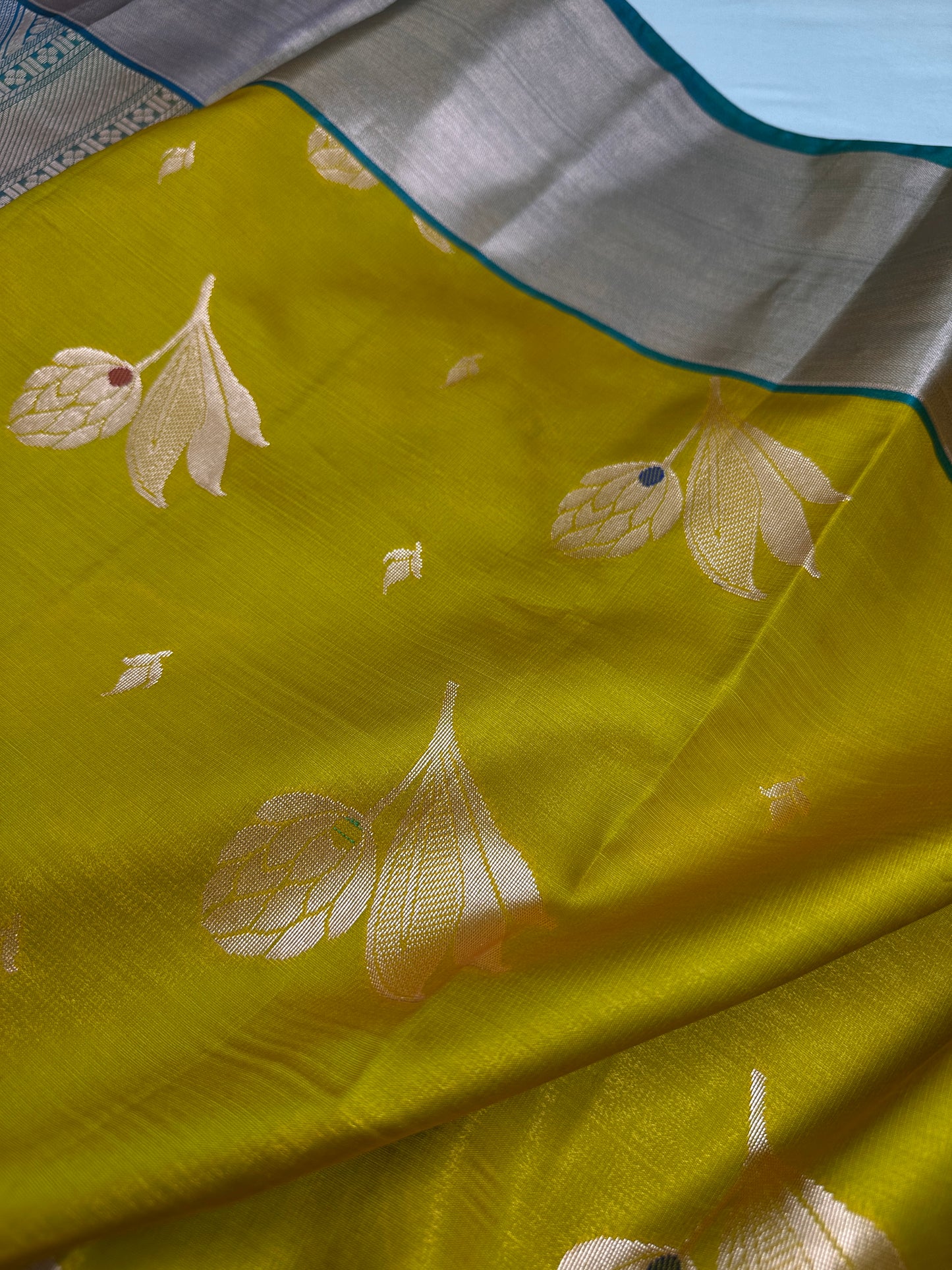 Semi Kanchi Pattu Green Silk Saree - 