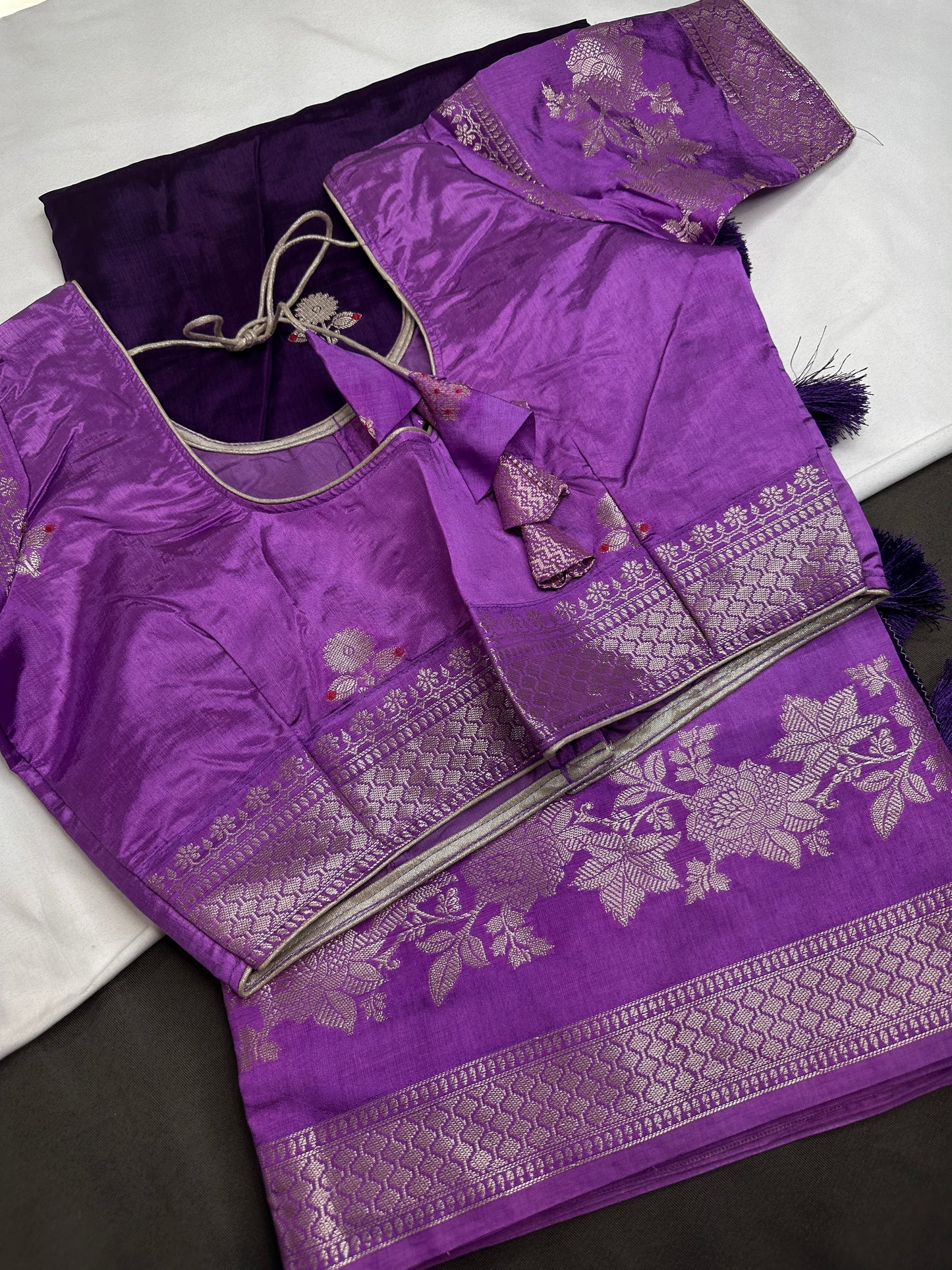Purple Raw Mango Light Weight Silk Saree - 