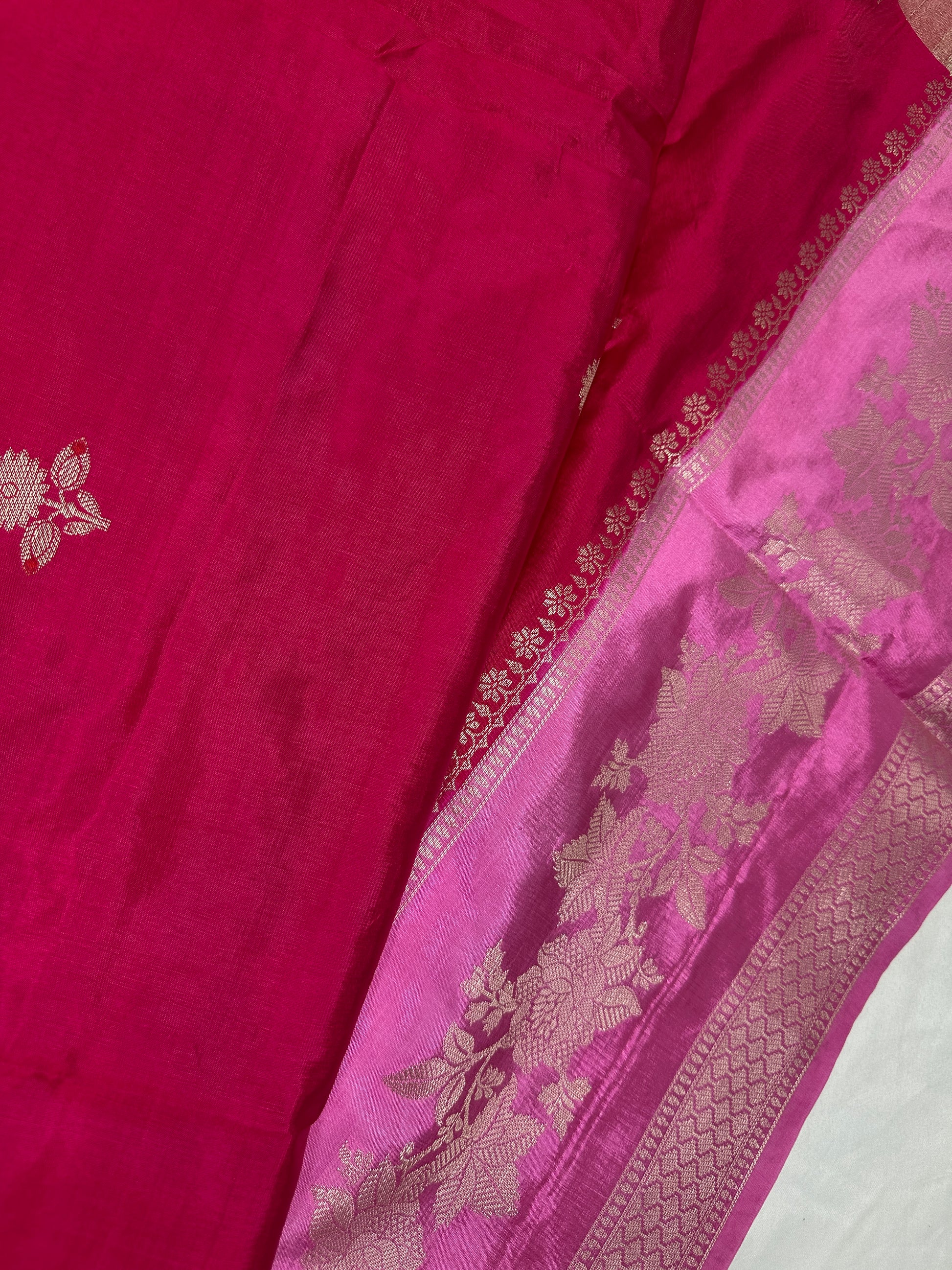 Pink Raw Mango Light Weight Silk Saree - 