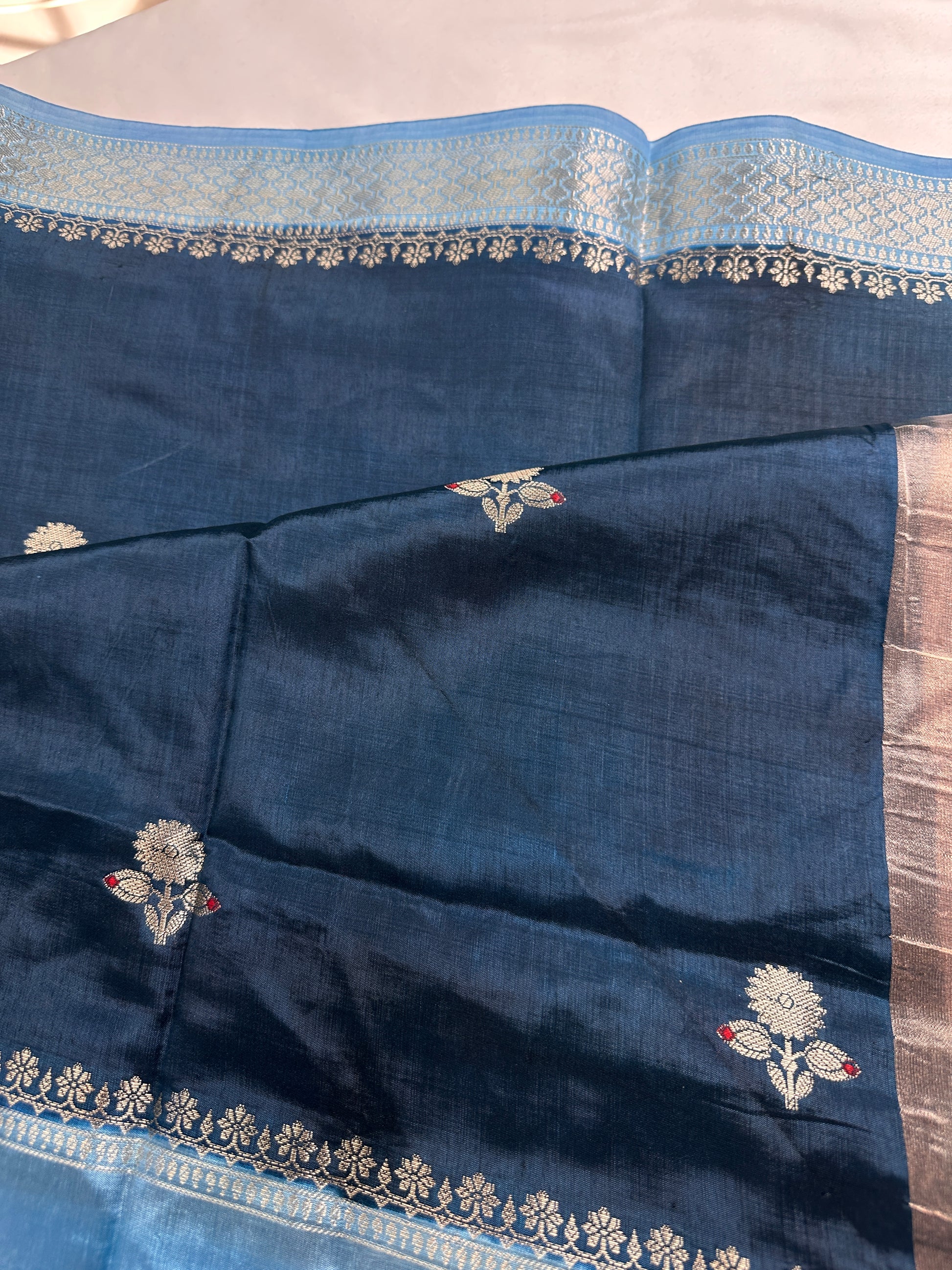 Teal Blue Raw Mango Light Weight Silk Saree - 