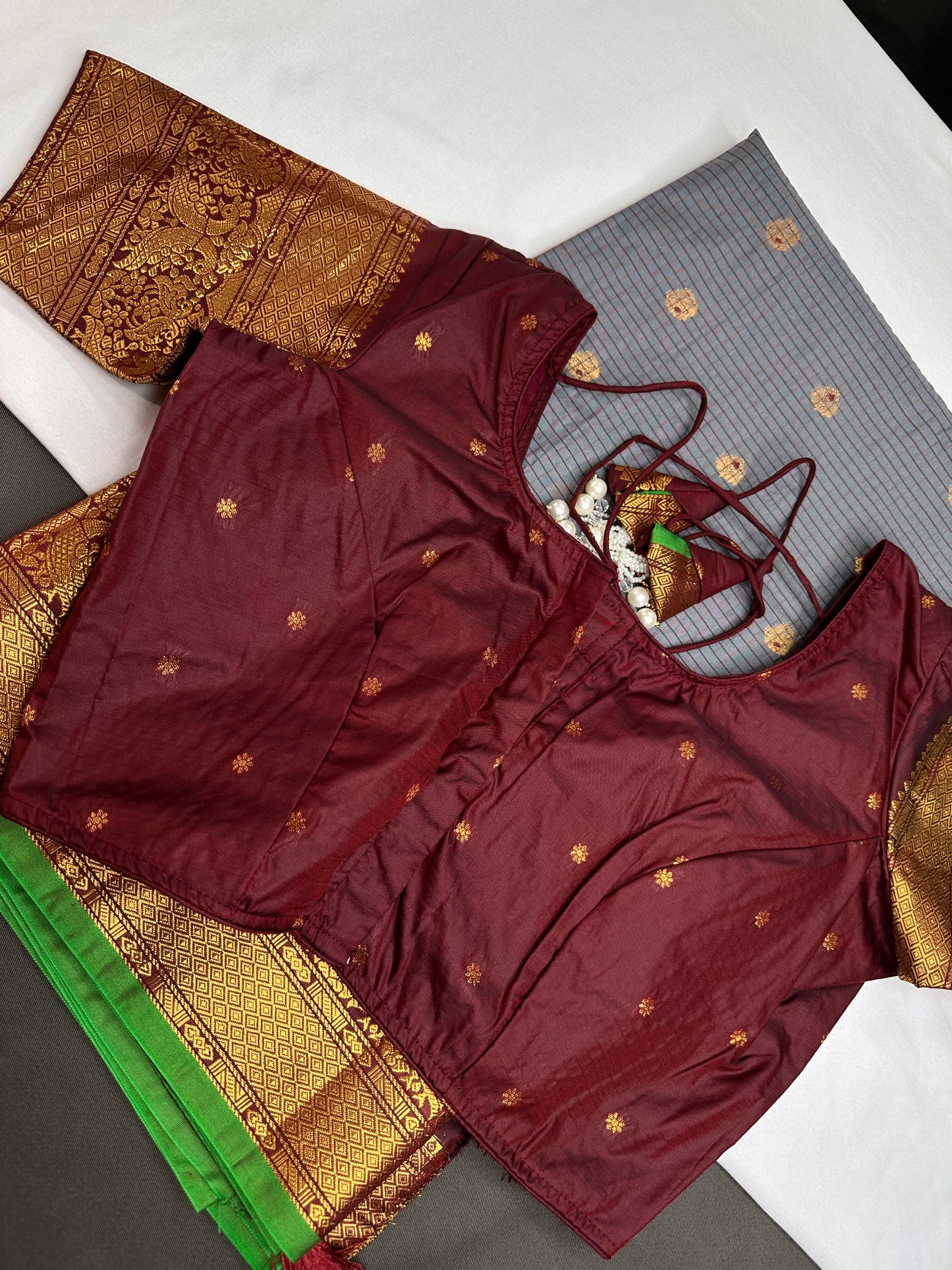 Semi Gadwal Checks Grey Maroon Silk Saree - 