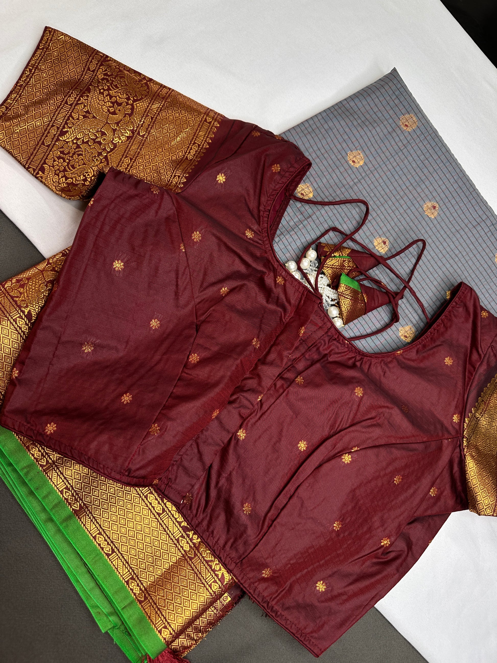 Semi Gadwal Checks Grey Maroon Silk Saree - 