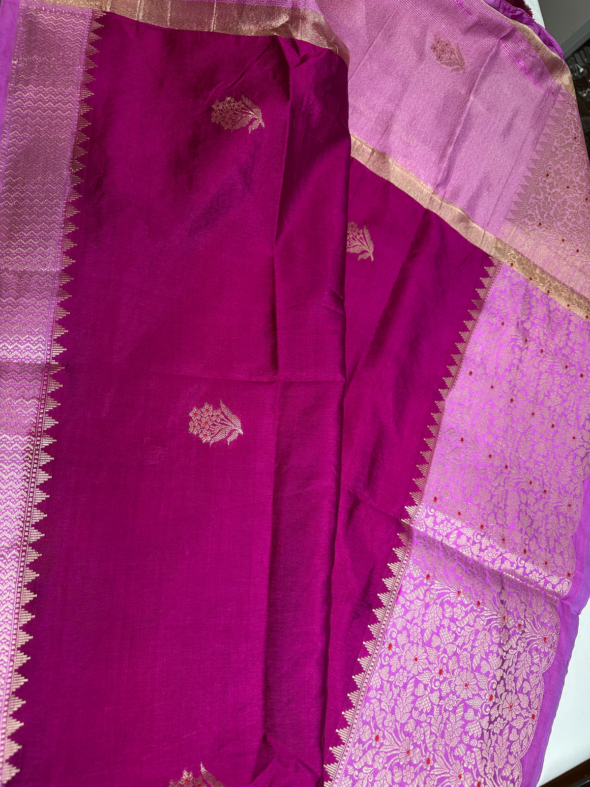 Magenta Pink Raw Mango Light Weight Silk Saree - 