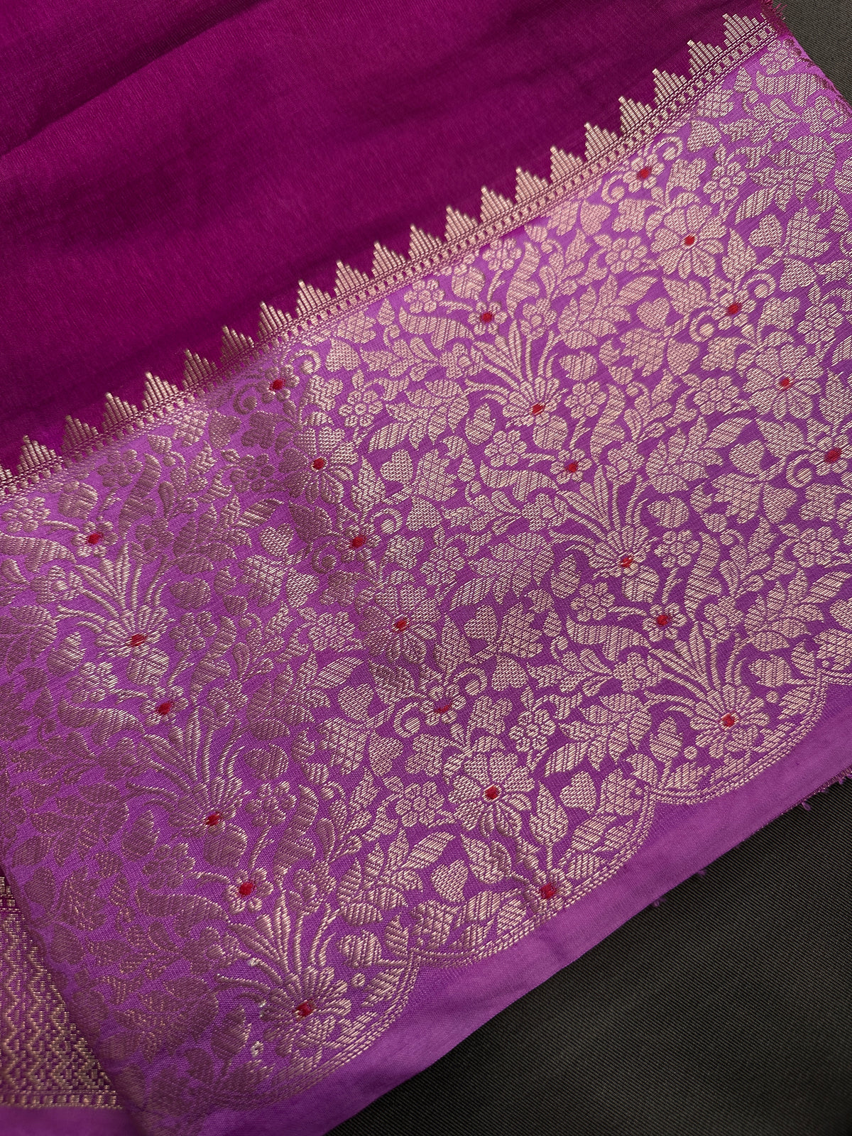 Magenta Pink Raw Mango Light Weight Silk Saree - 