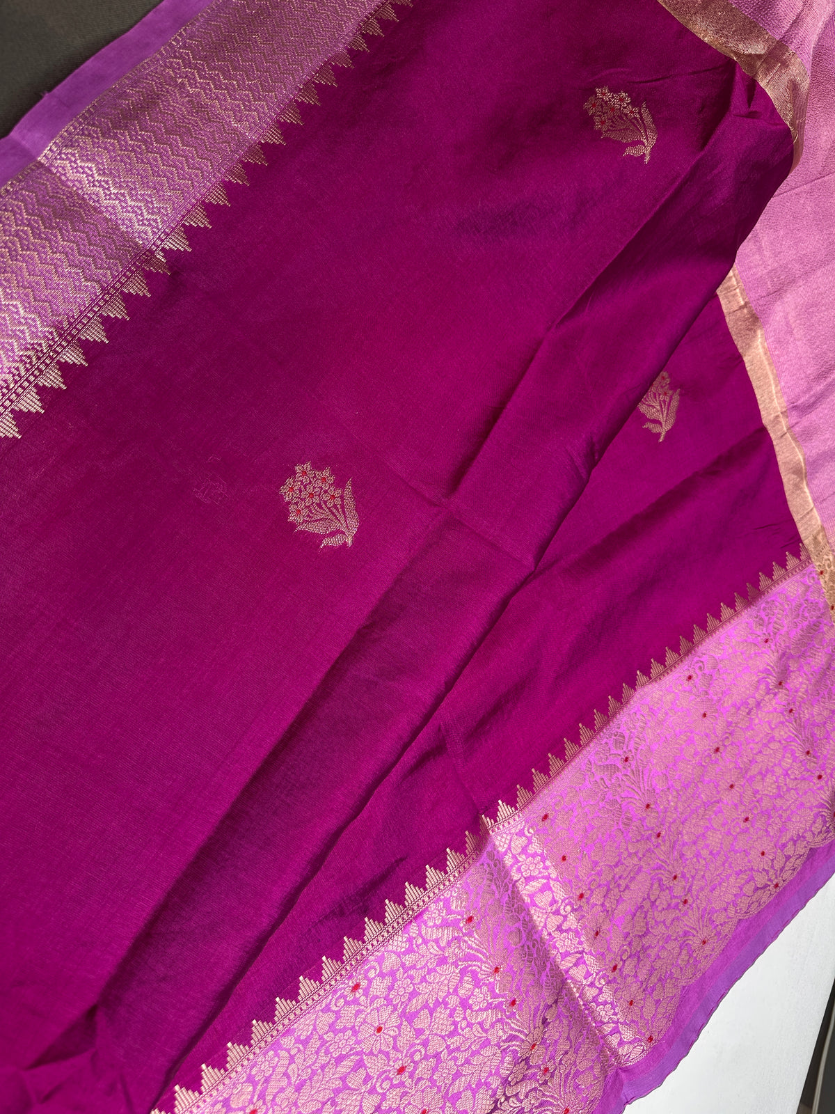 Magenta Pink Raw Mango Light Weight Silk Saree - 