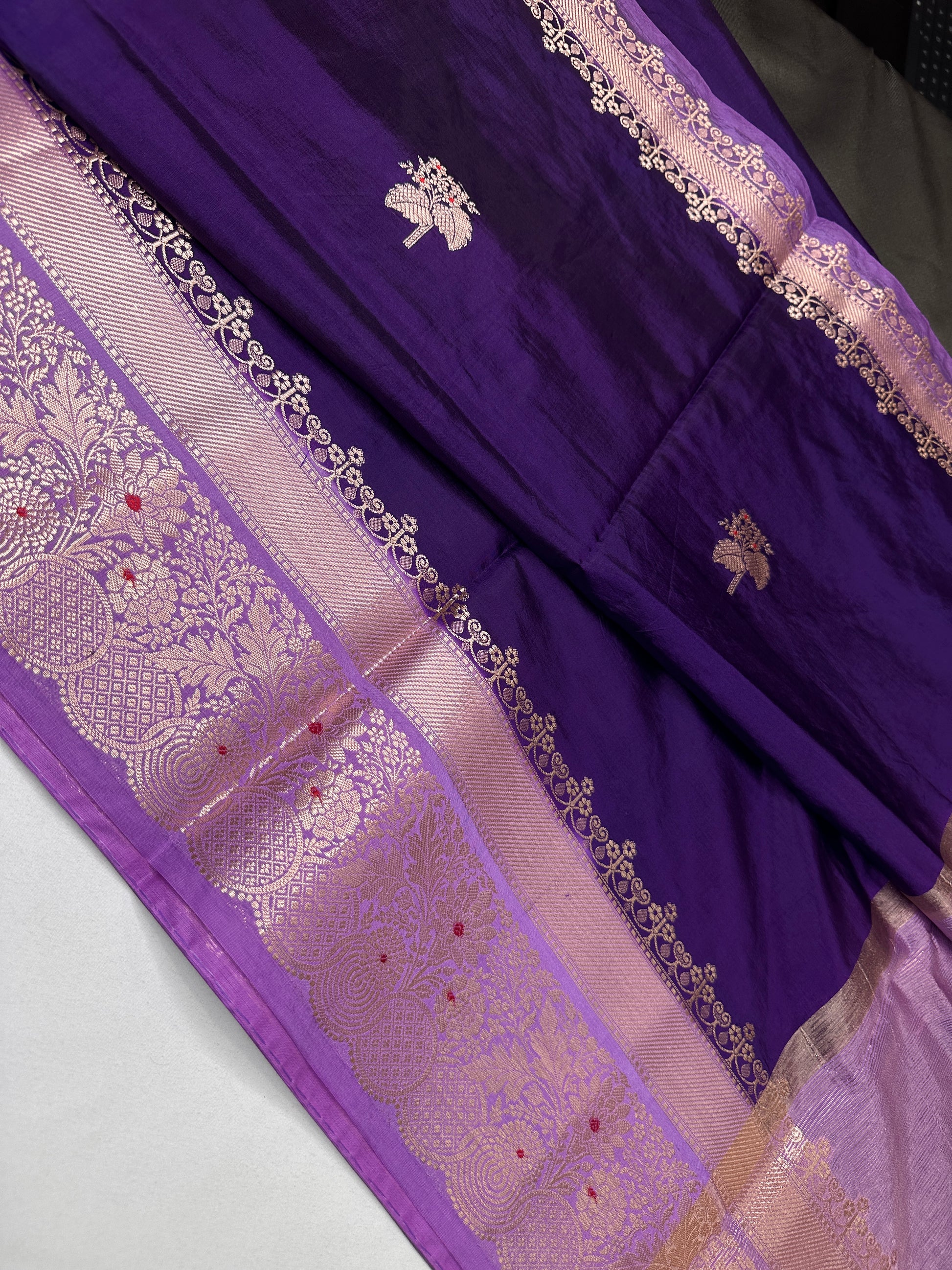 Purple Raw Mango Light Weight Silk Saree - 