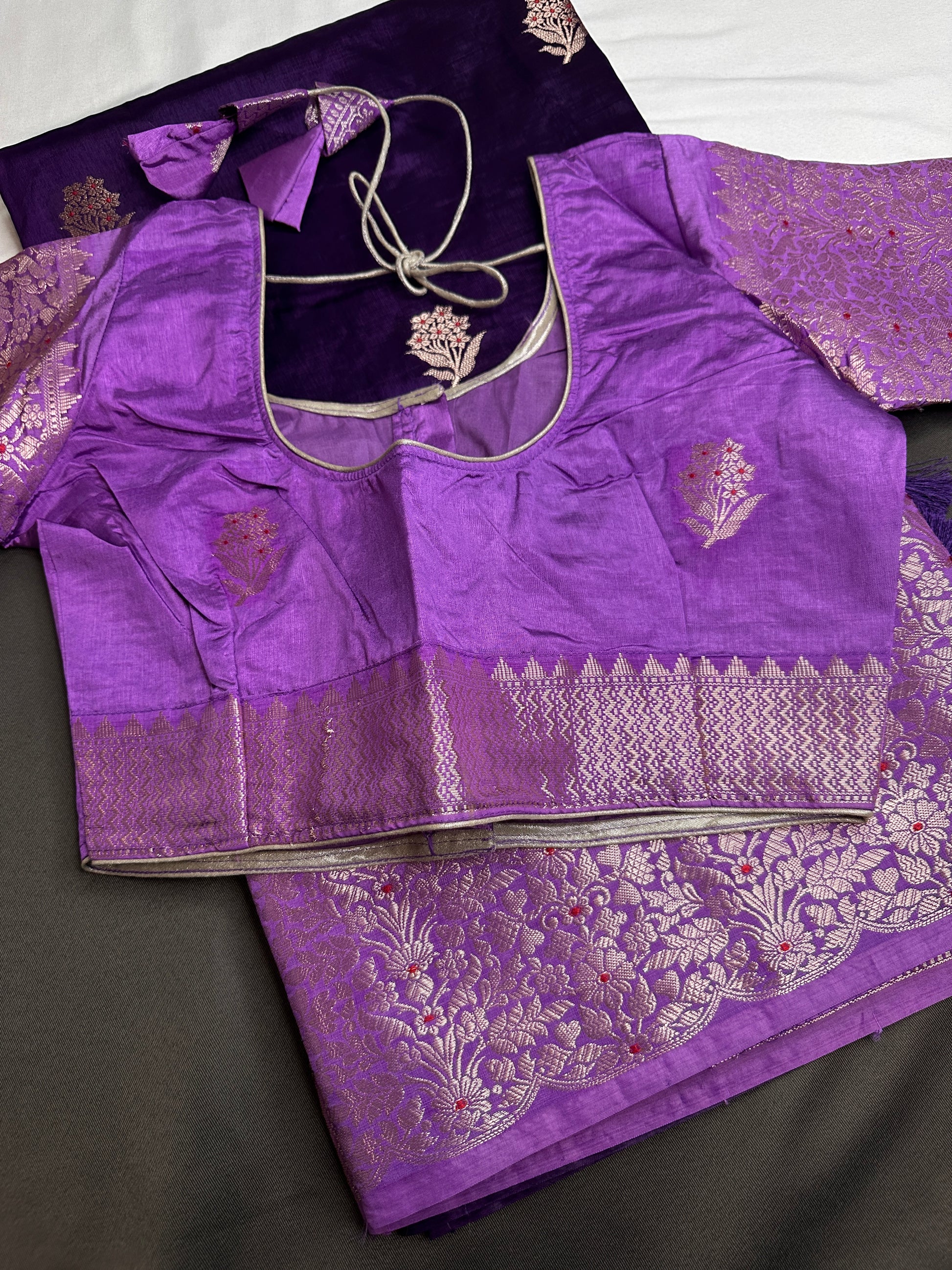 Purple Raw Mango Light Weight Silk Saree - 